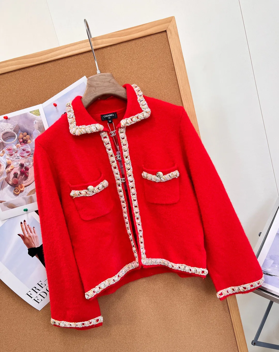 Women's Jumpers And Sweaters CHANEL 18308122