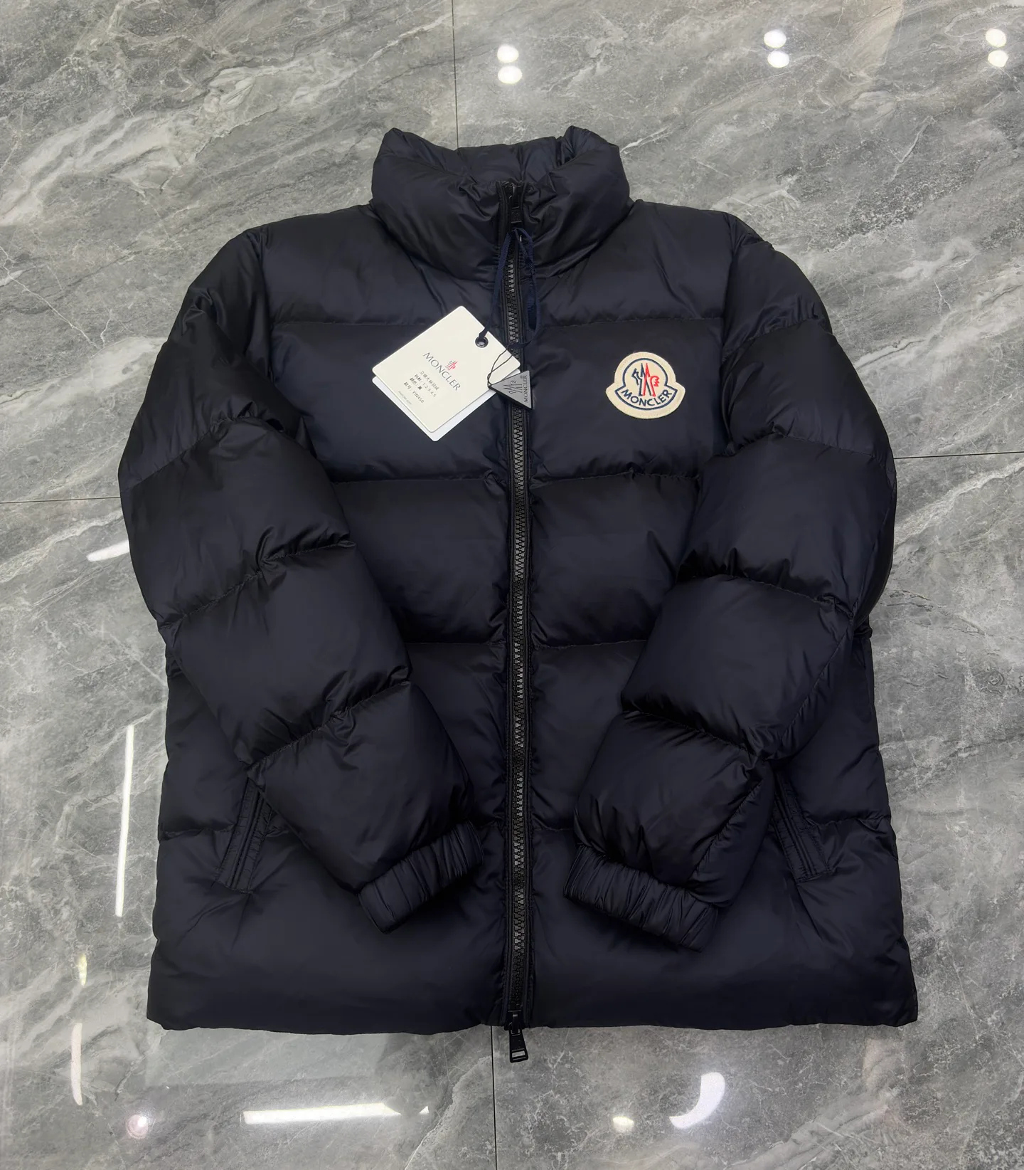 Women's Jackets And Down Jackets MONCLER 17568687