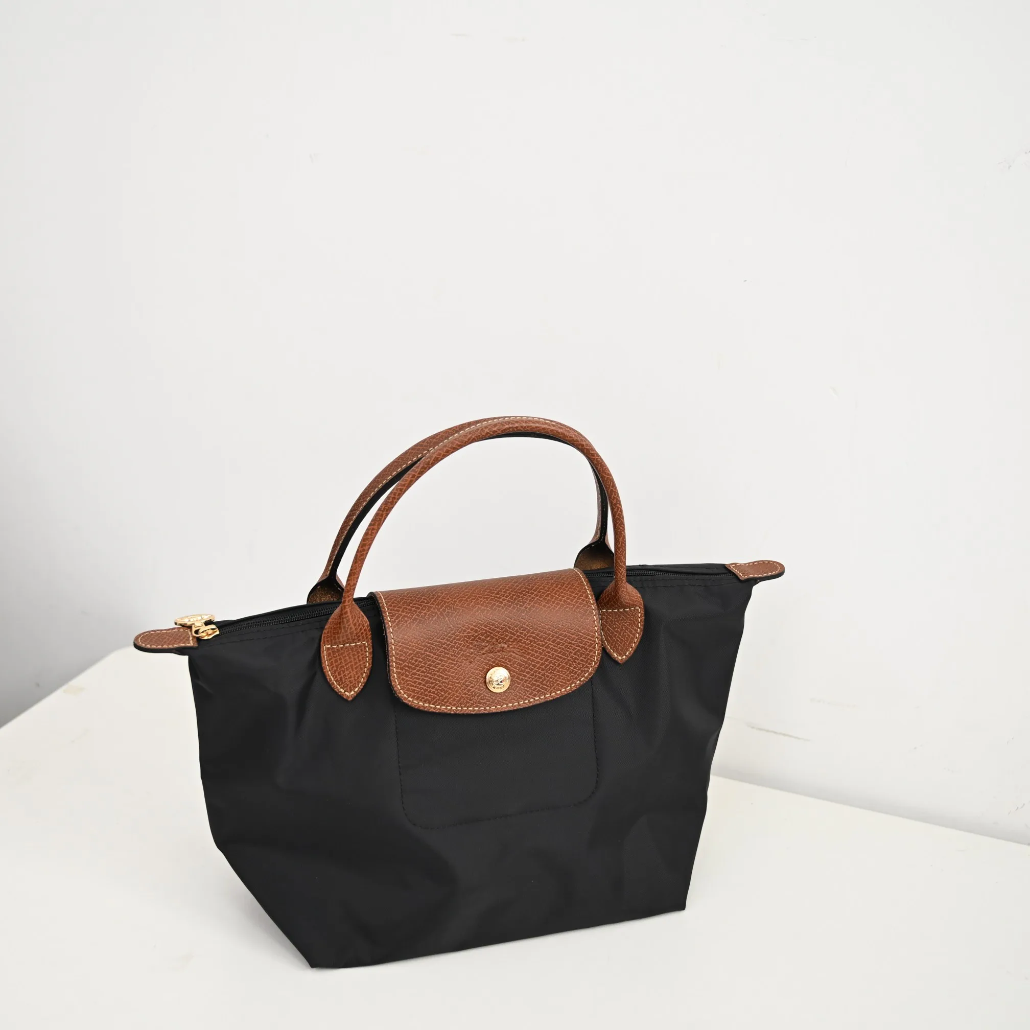 Women's Classic Handbags LONGCHAMP 17449024