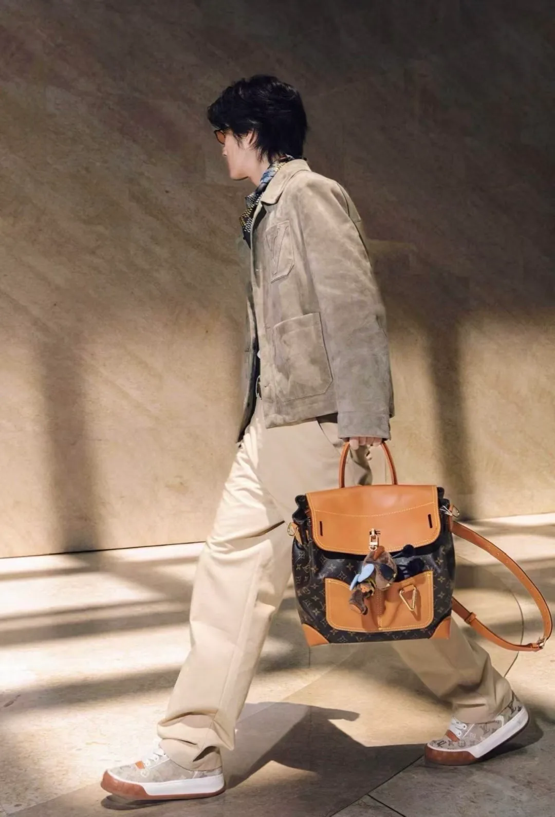 Men's Jackets And Down Jackets LOUIS VUITTON 18496345