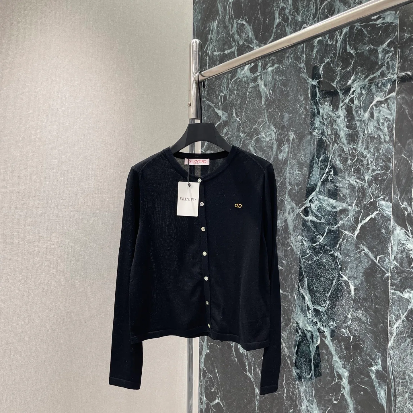 Women's Jumpers And Sweaters VALENTINO 17030238