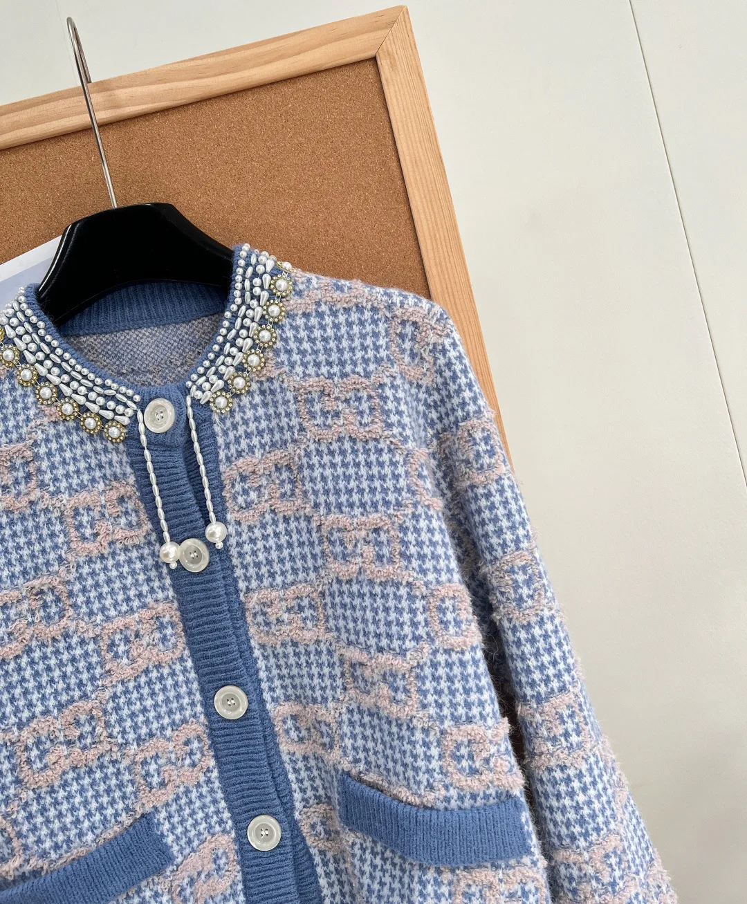 Women's Jumpers And Sweaters GUCCI 18308169