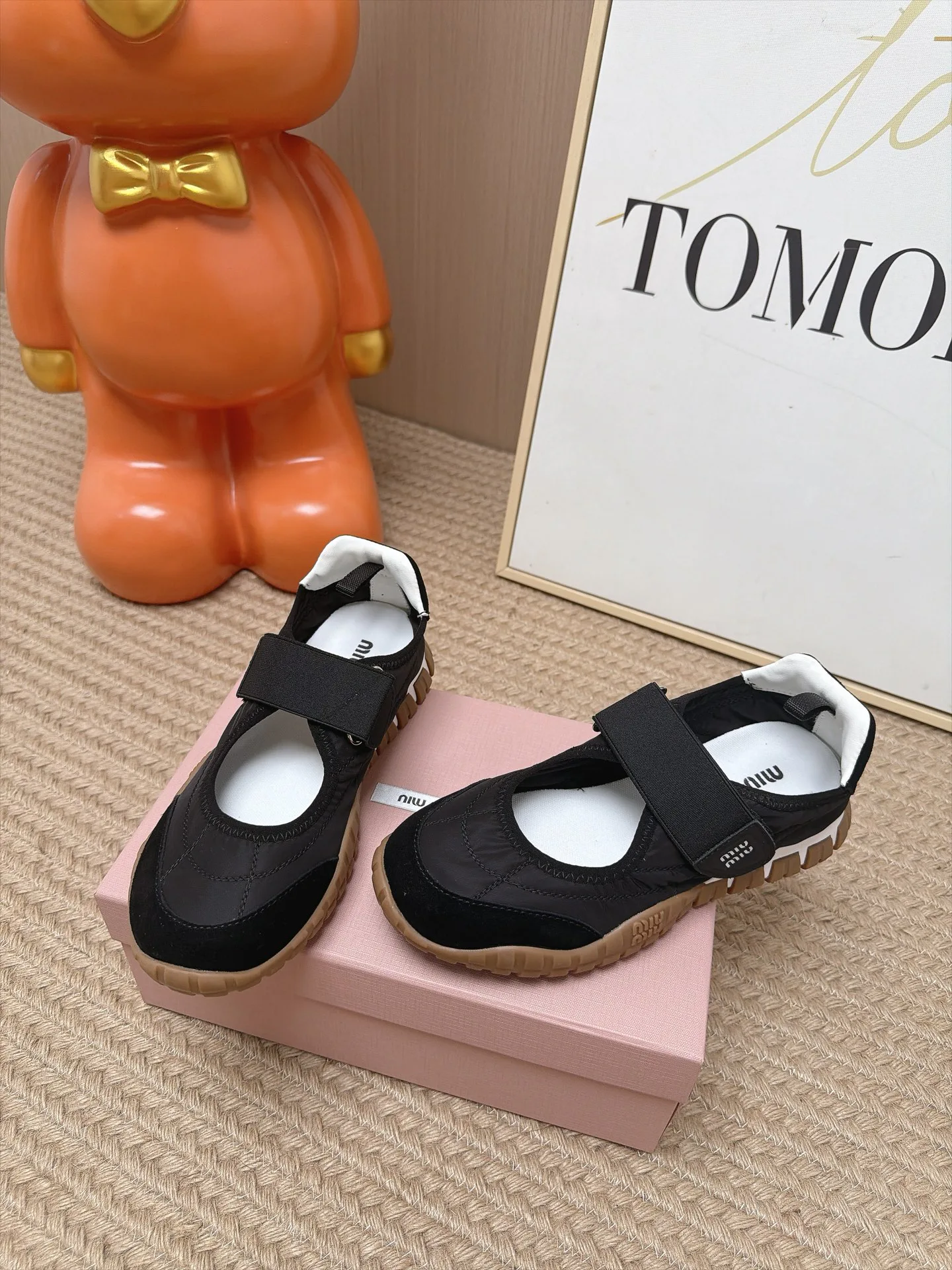 Women's Sneakers MIU MIU 18063023