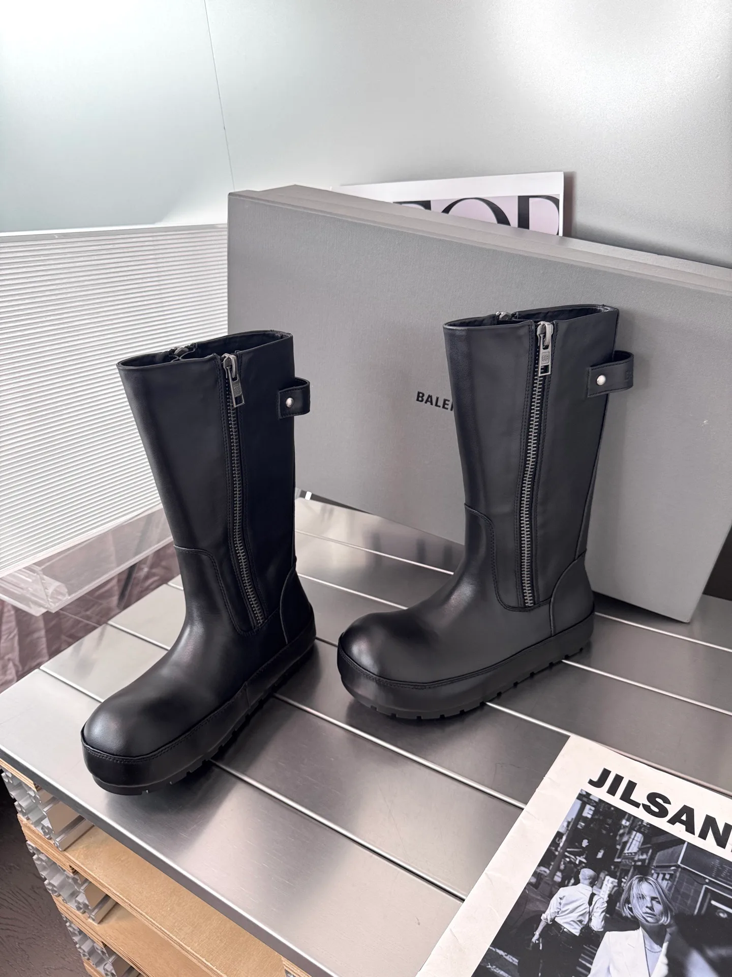 Women's Boots BALENCIAGA 18152287