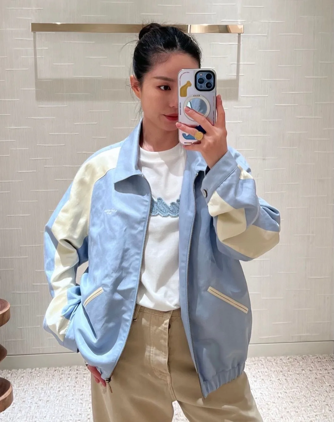 Women's Jackets And Down Jackets LOUIS VUITTON 17339207