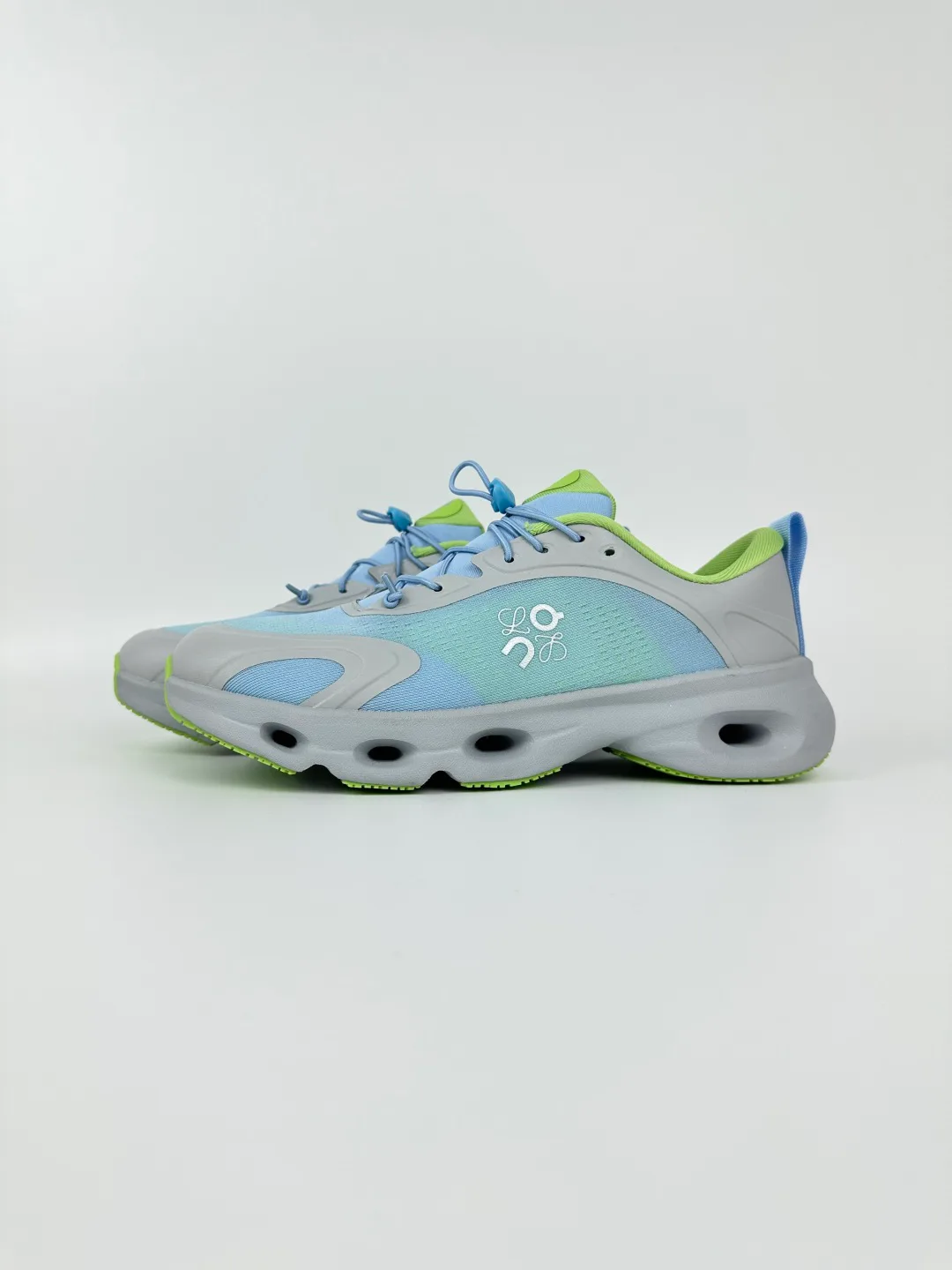Women's Sneakers LOEWE 18101029