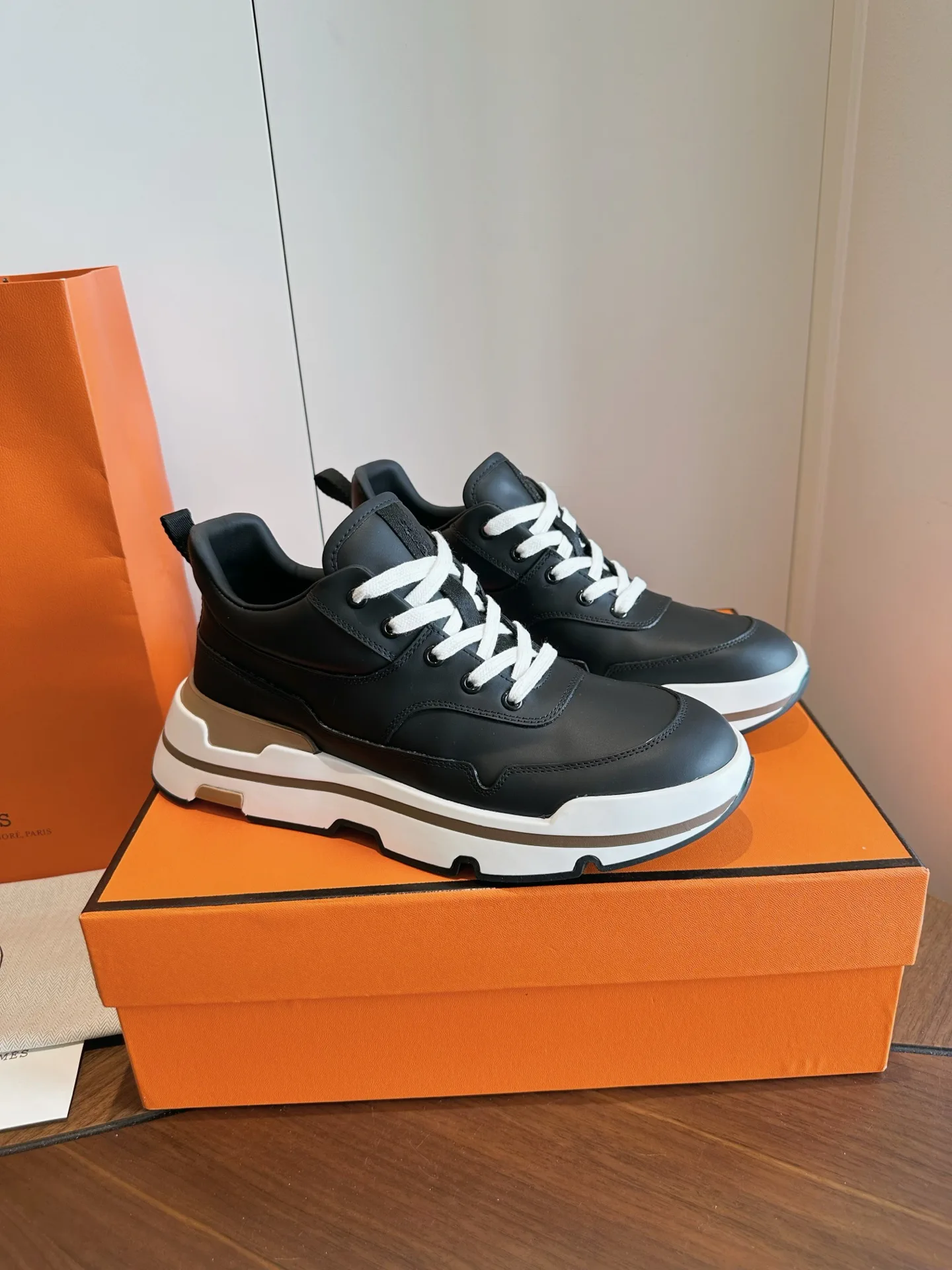 Men's Sneakers HERMES 18485691
