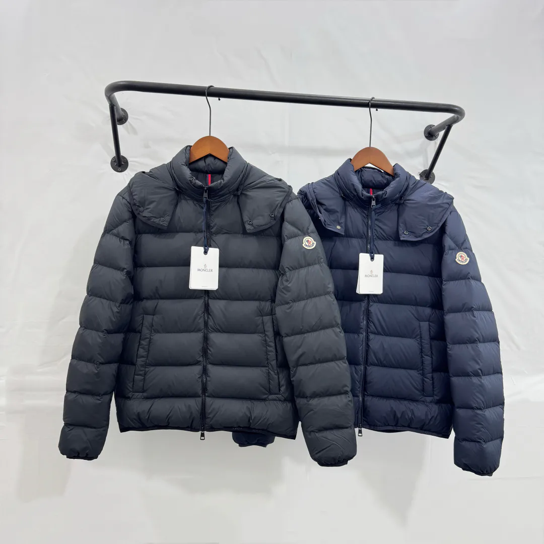 Men's Jackets And Down Jackets MONCLER 17827393
