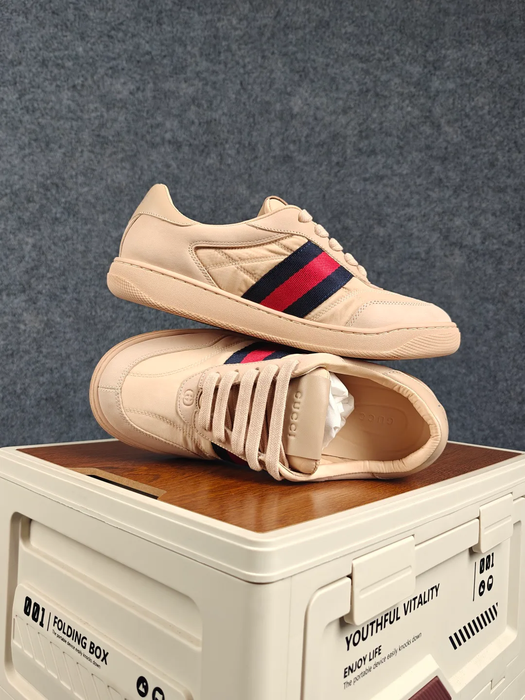 Women's Sneakers GUCCI 18417497