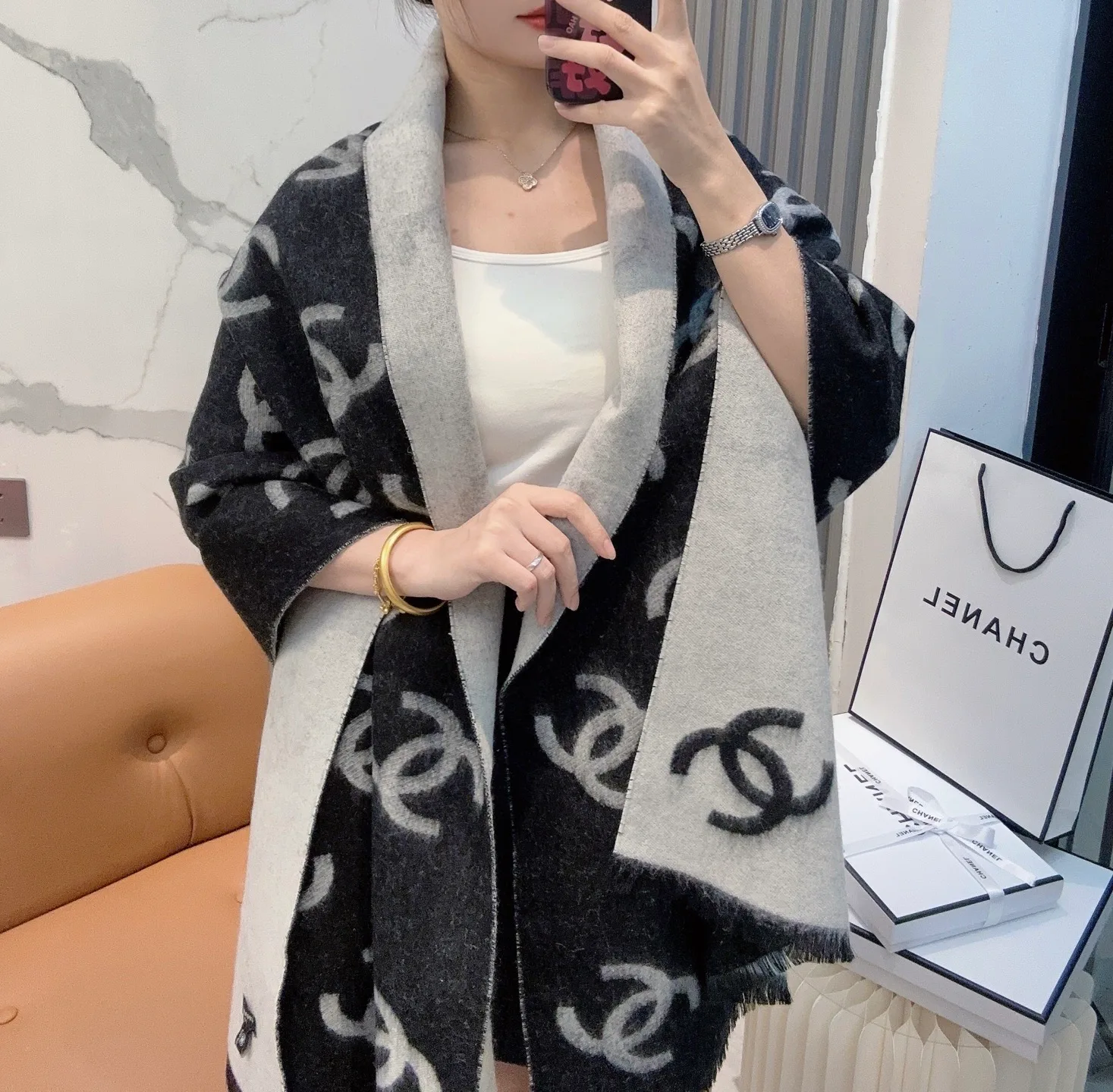 Scarves CHANEL 18401182