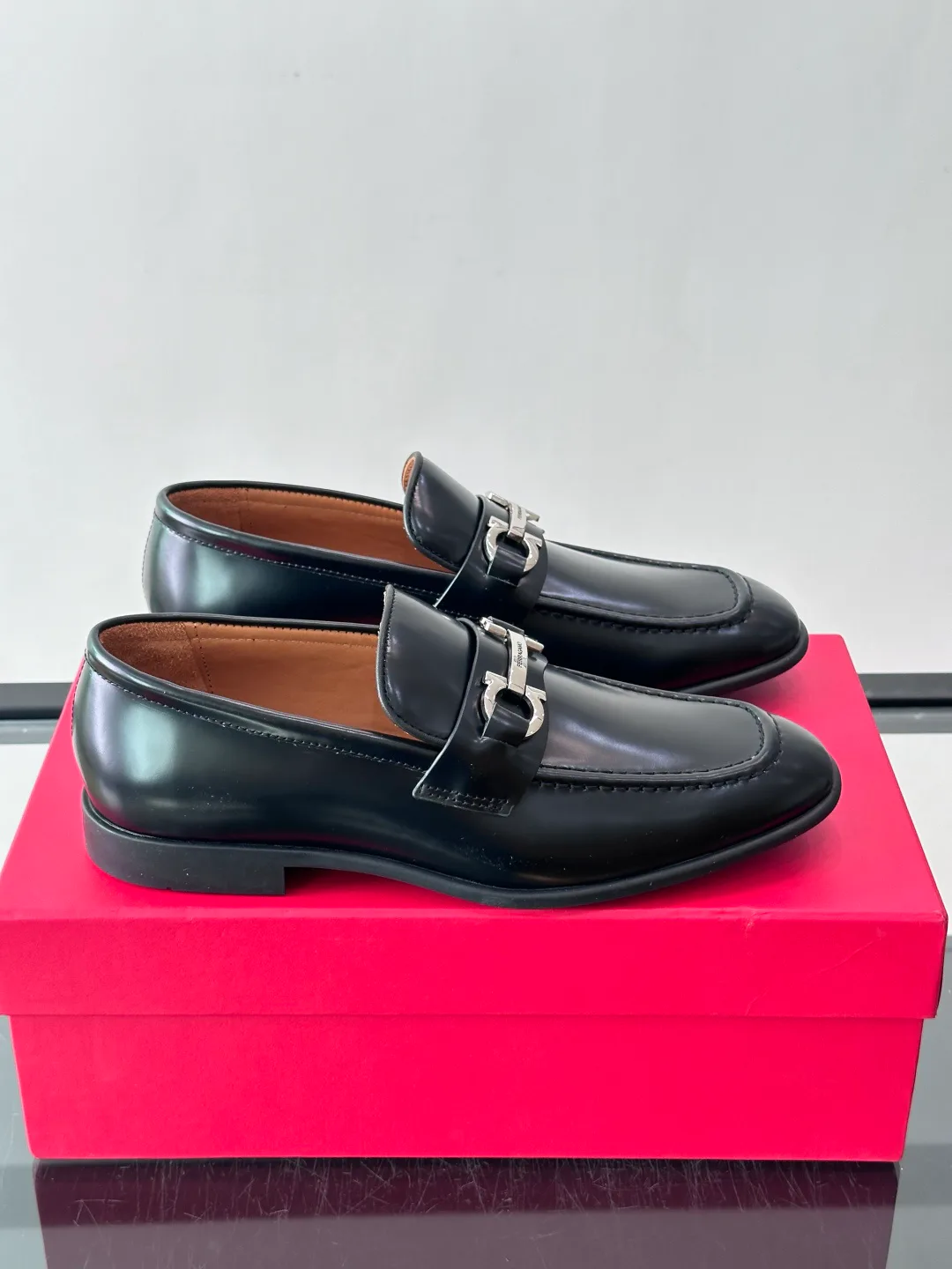 Men's Loafers And Dress Shoes SALVATORE FERRAGAMO 18079491