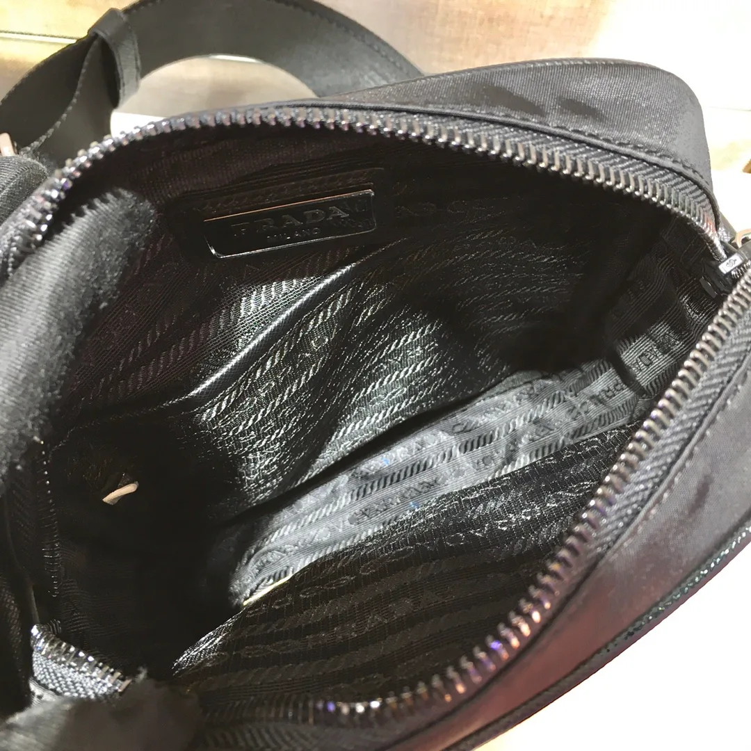 Women's Shoulder Bags PRADA 18323131