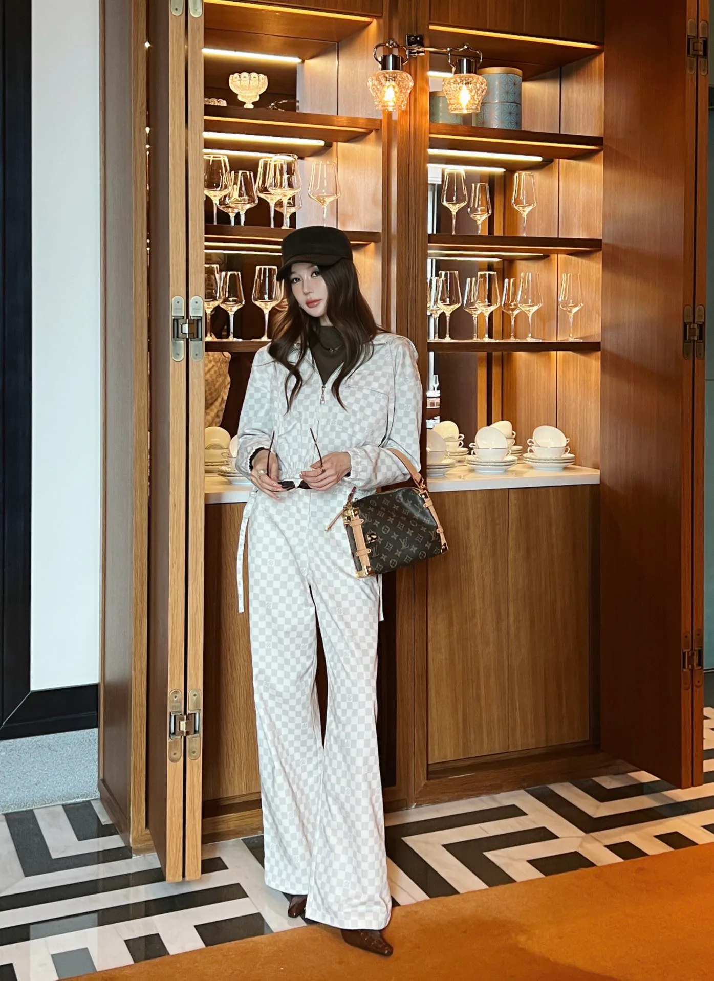 Women's Trousers LOUIS VUITTON 18221083