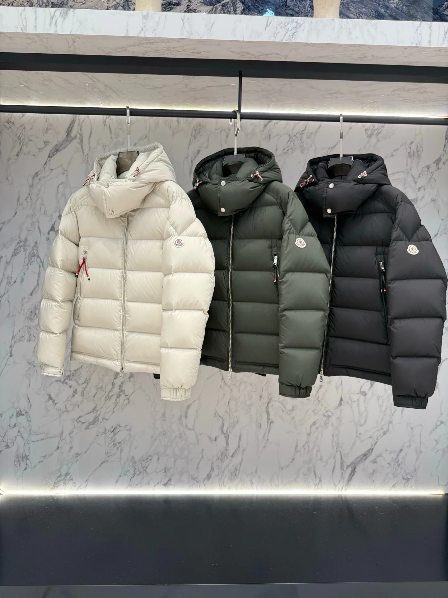 Men's Jackets And Down Jackets MONCLER 18046520