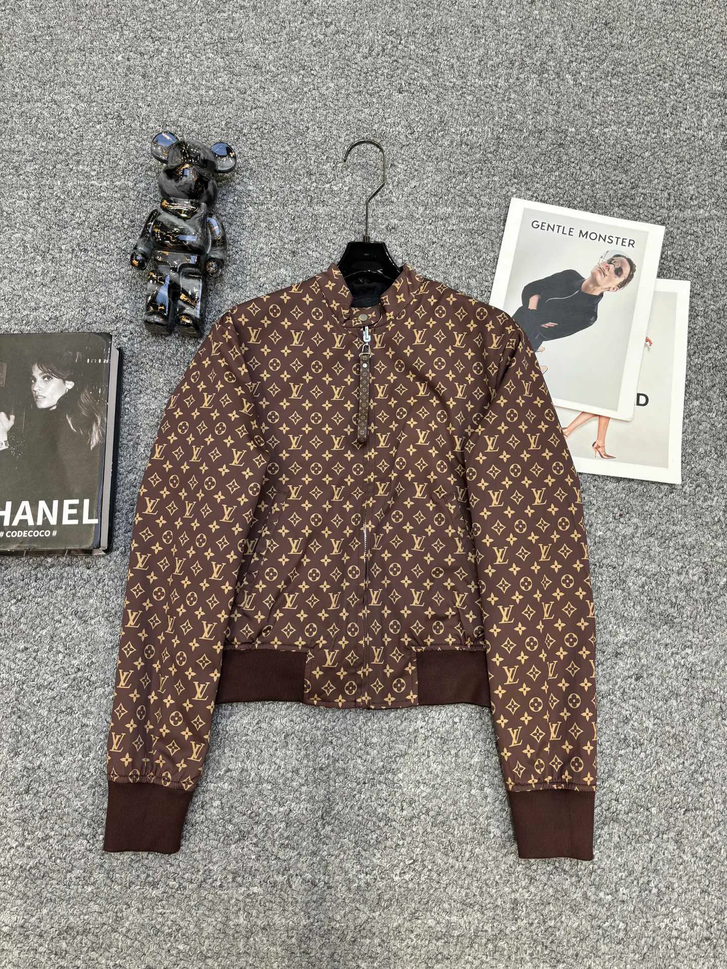 Women's Jackets And Down Jackets LOUIS VUITTON 17953674
