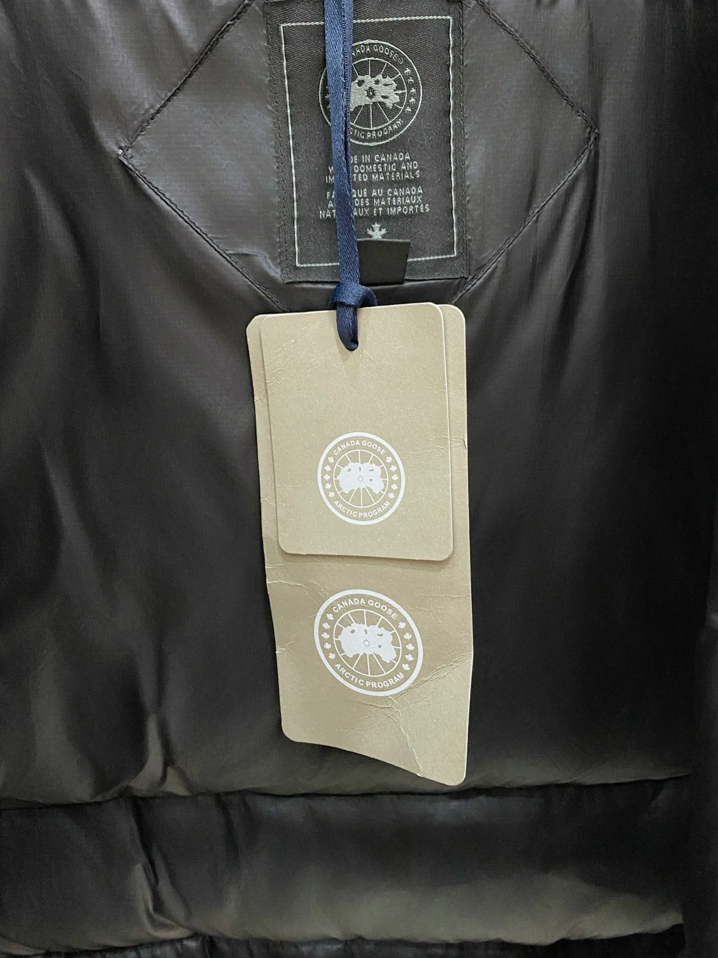 Куртки И Пуховики Мужские Canada Goose 18584902