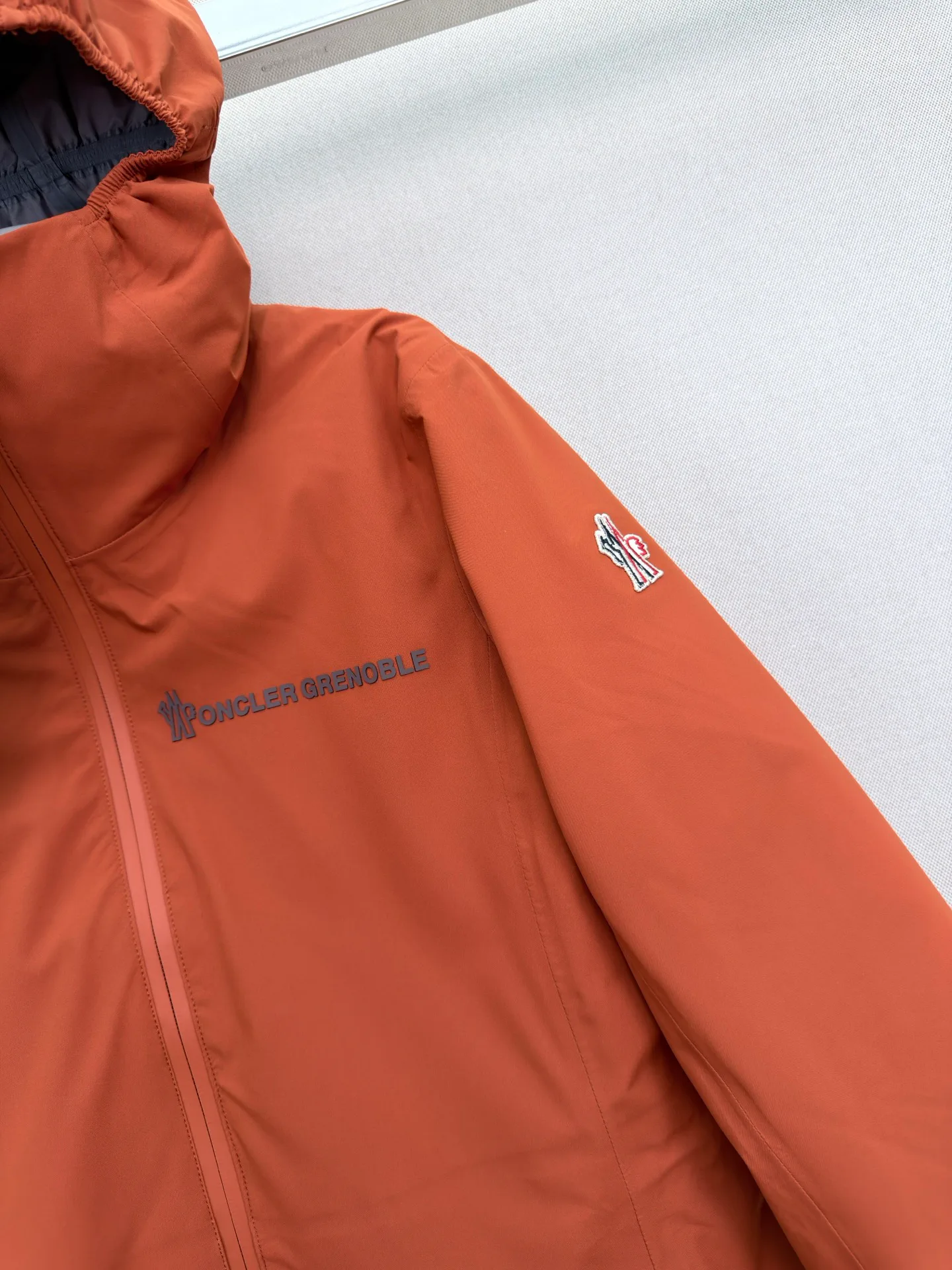 Women's Jackets And Down Jackets MONCLER 18501659
