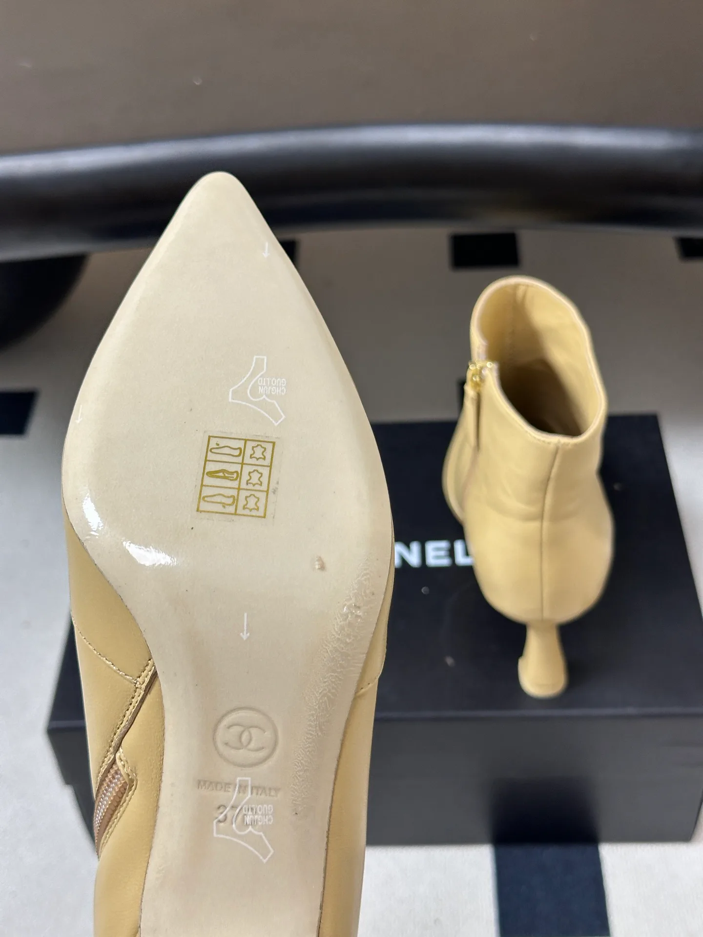 Women's Booties CHANEL 18049155