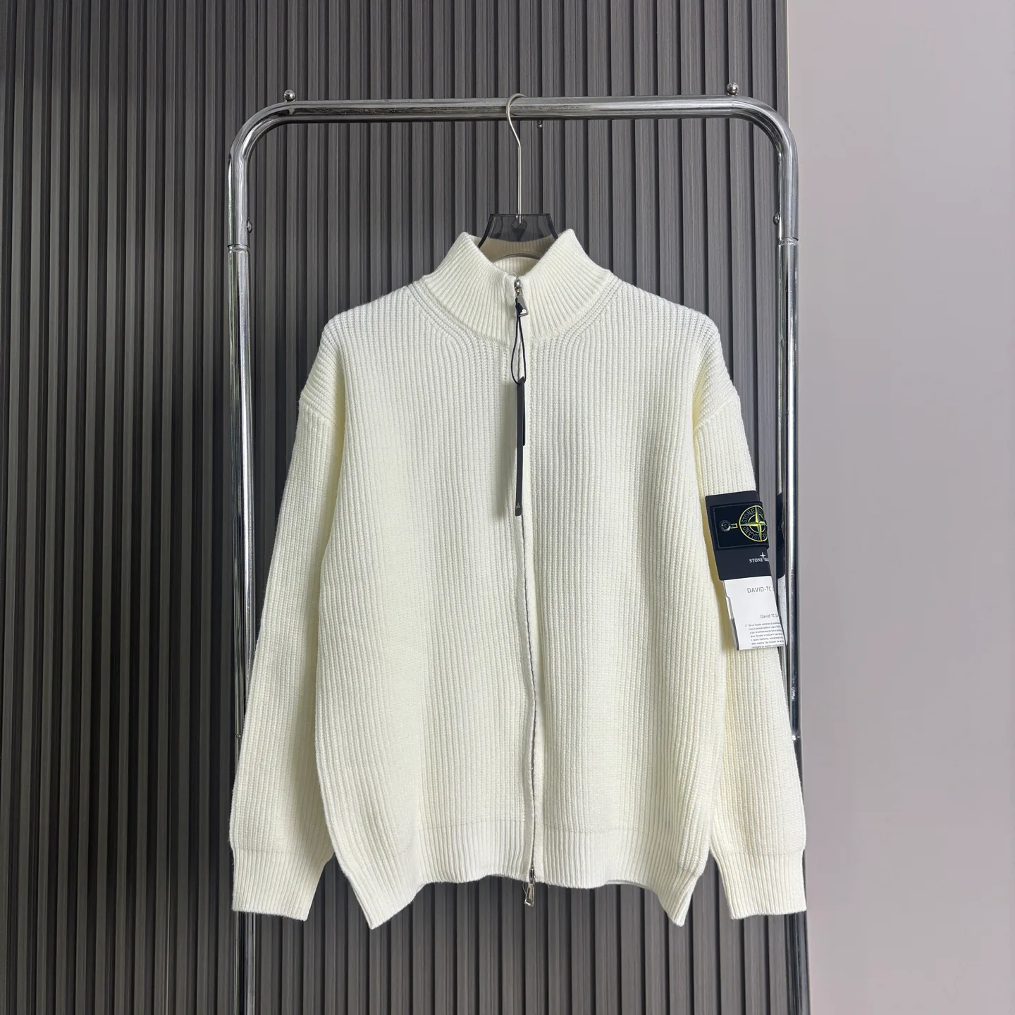Men's Jumpers And Sweaters STONE ISLAND 18033033