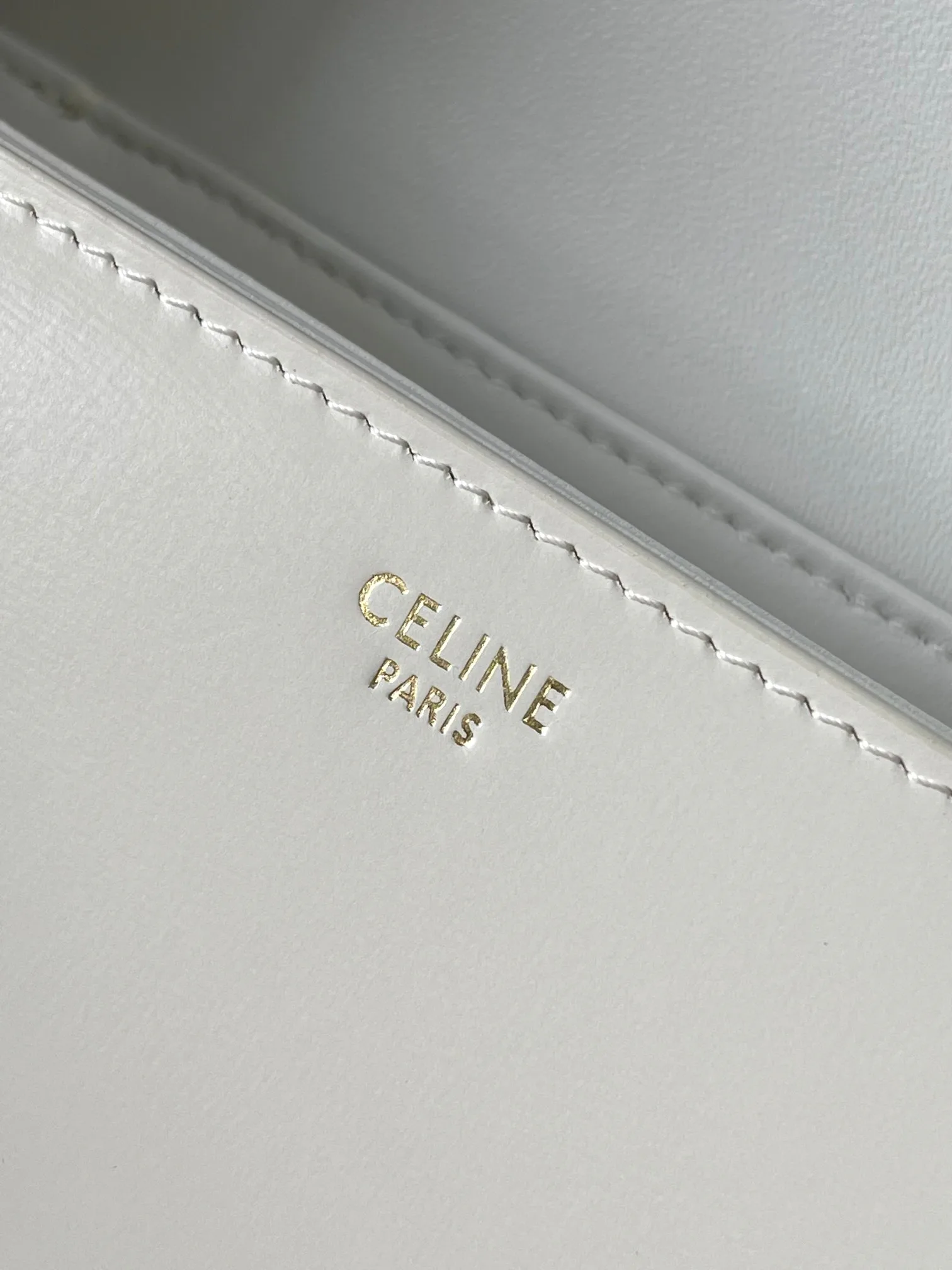 Women's Classic Handbags CELINE 18310365