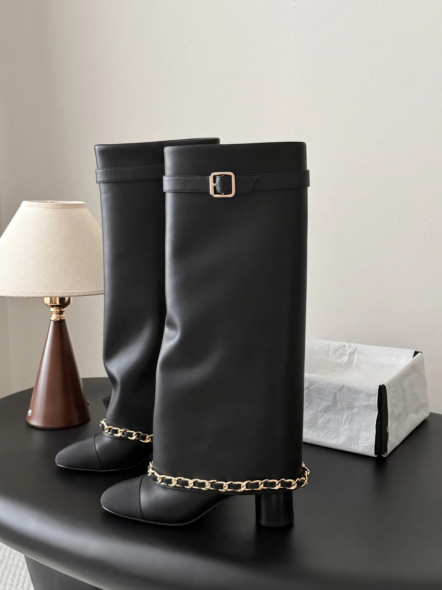 Women's Boots CHANEL 18154330