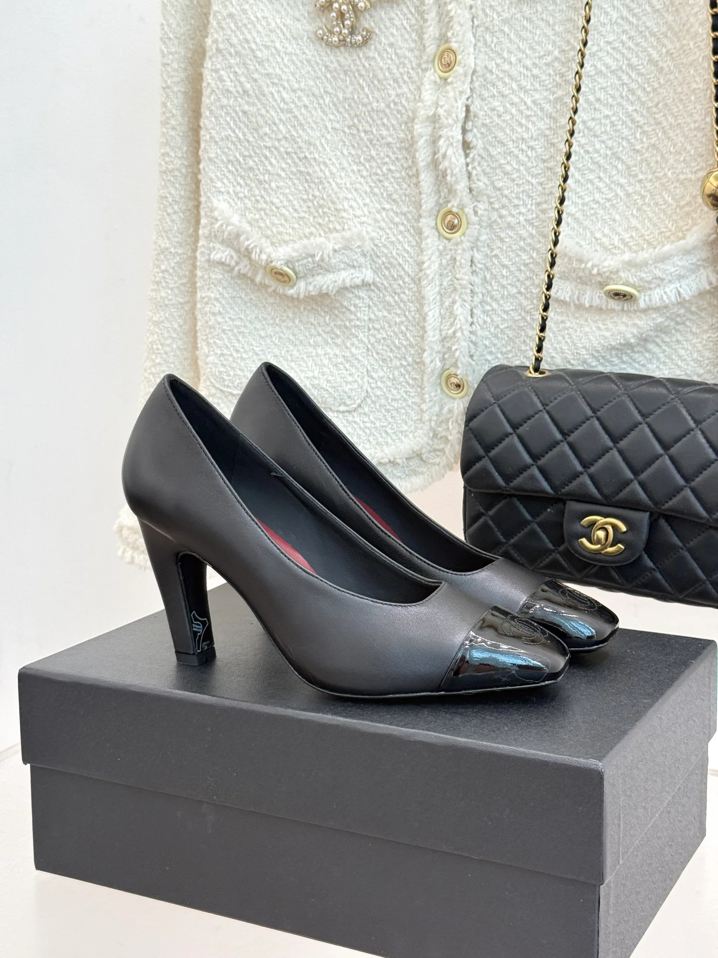 Women's Heels CHANEL 17813182