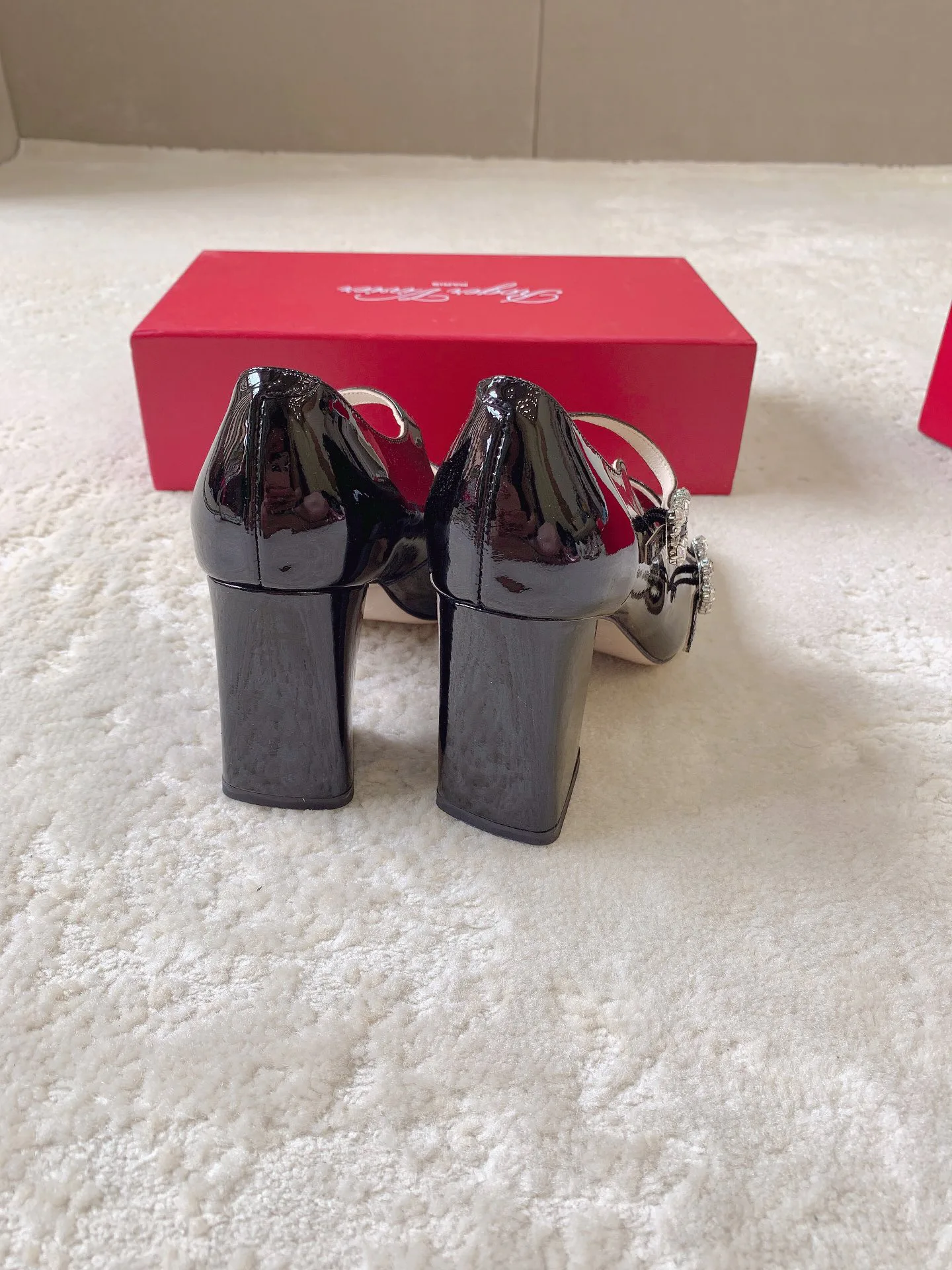 Women's Heels ROGER VIVIER 17745809