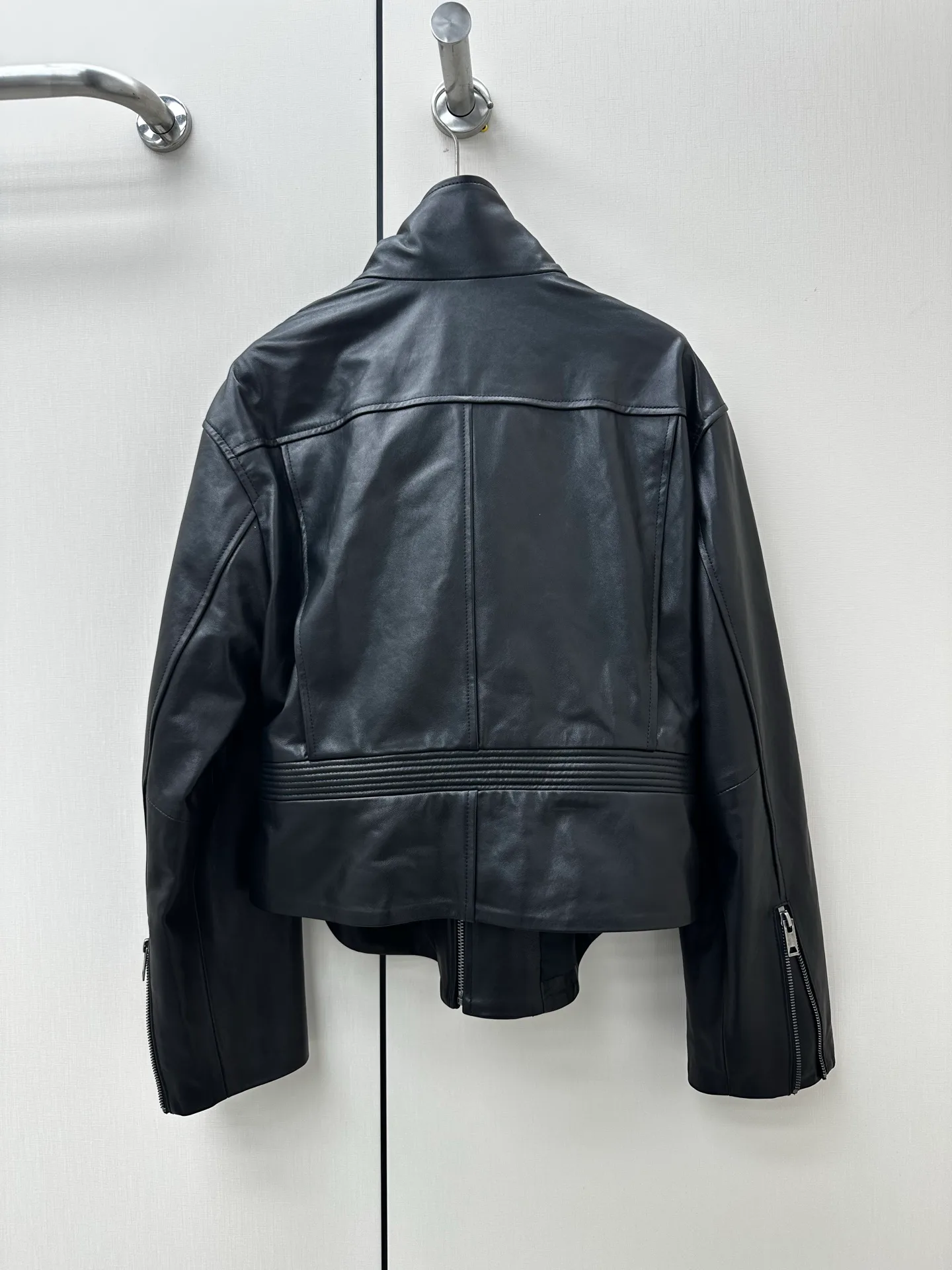 Women's Leather Jackets And Sheepskin Coats SAINT LAURENT 18507719