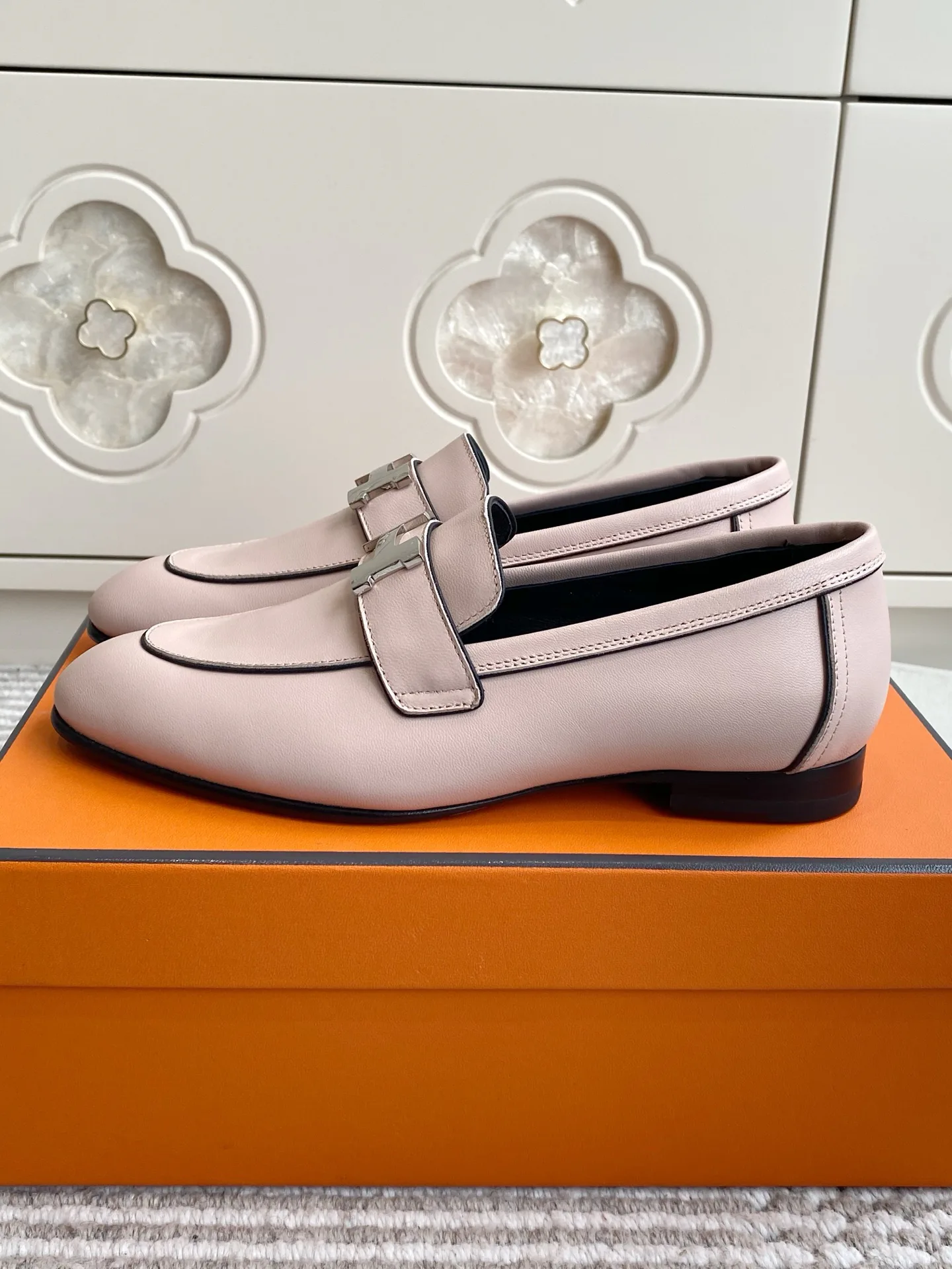 Women's Loafers And Moccasins HERMES 17739482