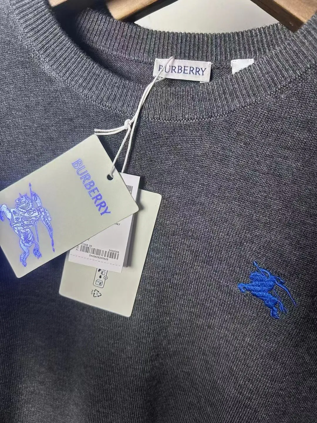 Men's Jumpers And Sweaters BURBERRY 18215803