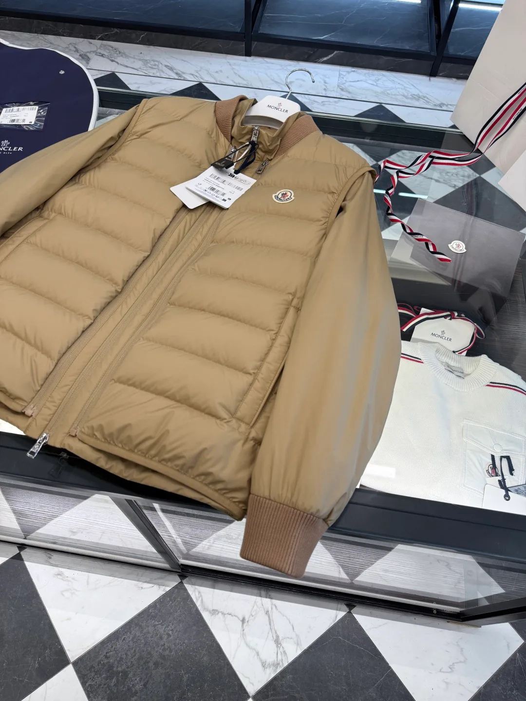 Men's Jackets And Down Jackets MONCLER 18007603
