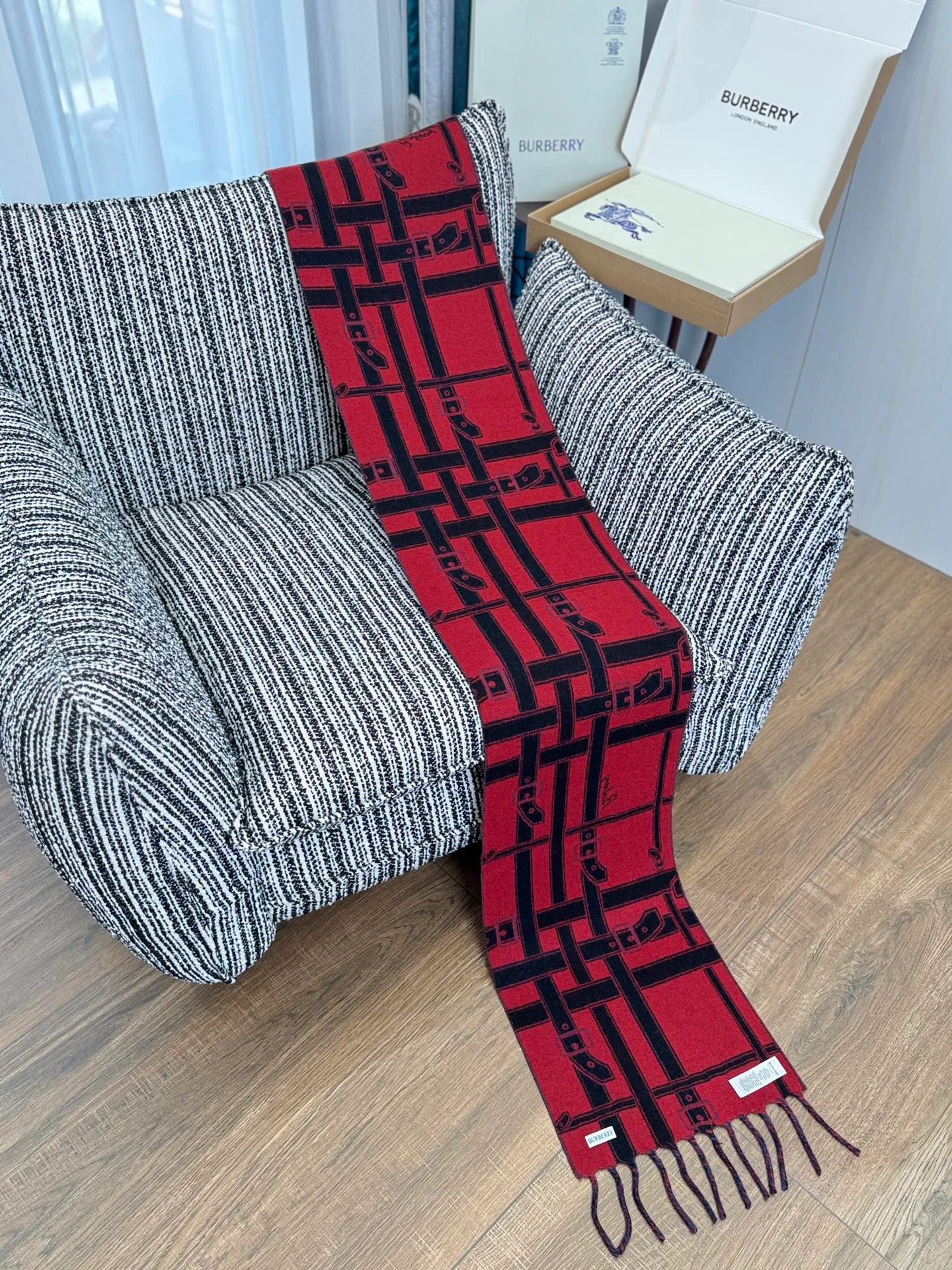 Scarves BURBERRY 18523940