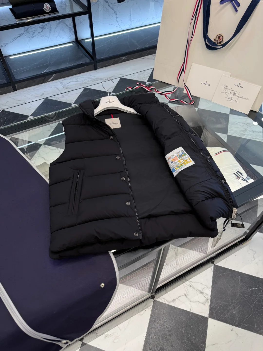 Men's Vests MONCLER 18492254