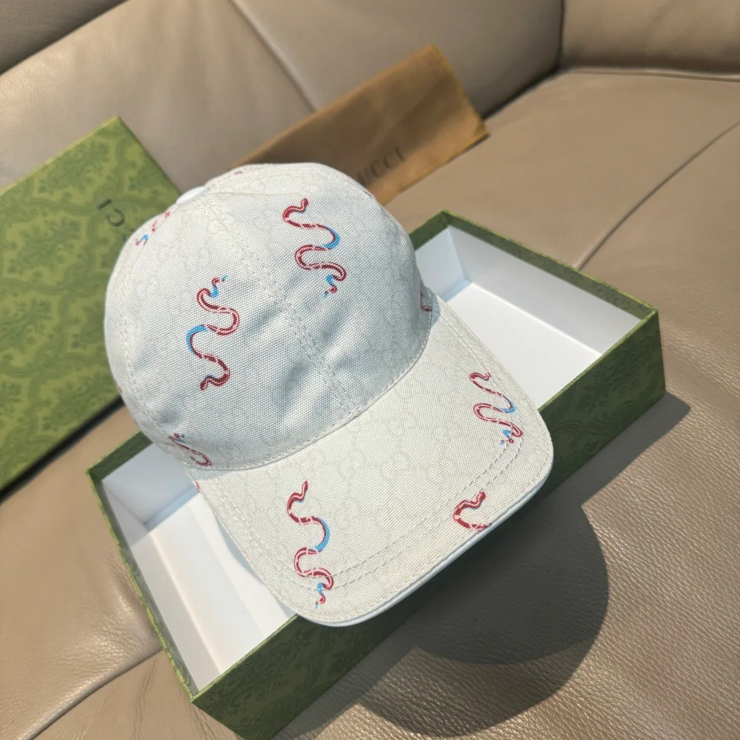 Hats GUCCI 18347095