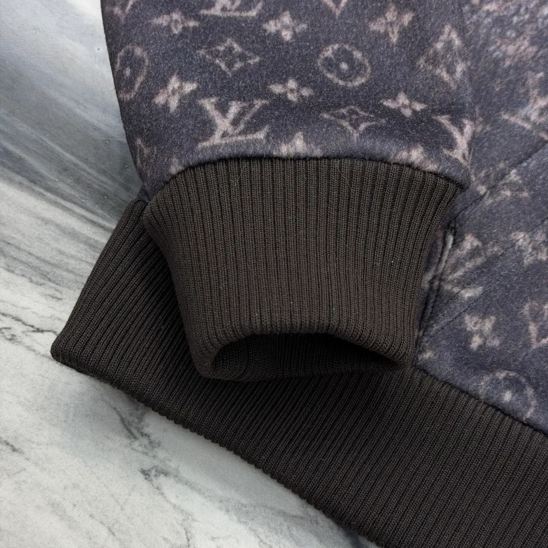 Men's Sweatshirts And Hoodies LOUIS VUITTON 17927084