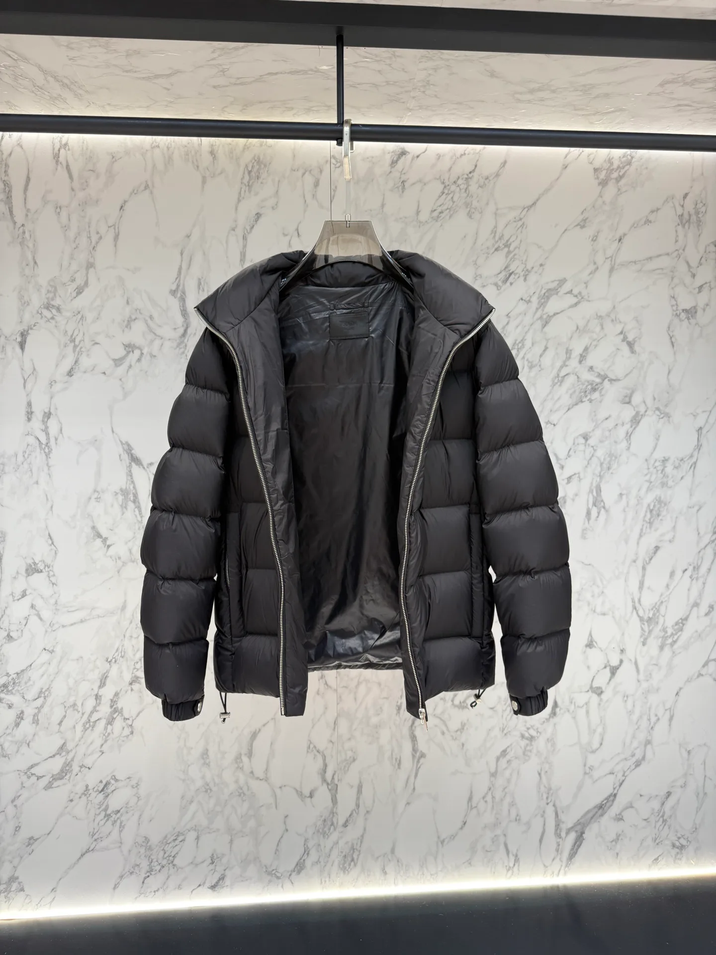 Women's Jackets And Down Jackets PRADA 18023890