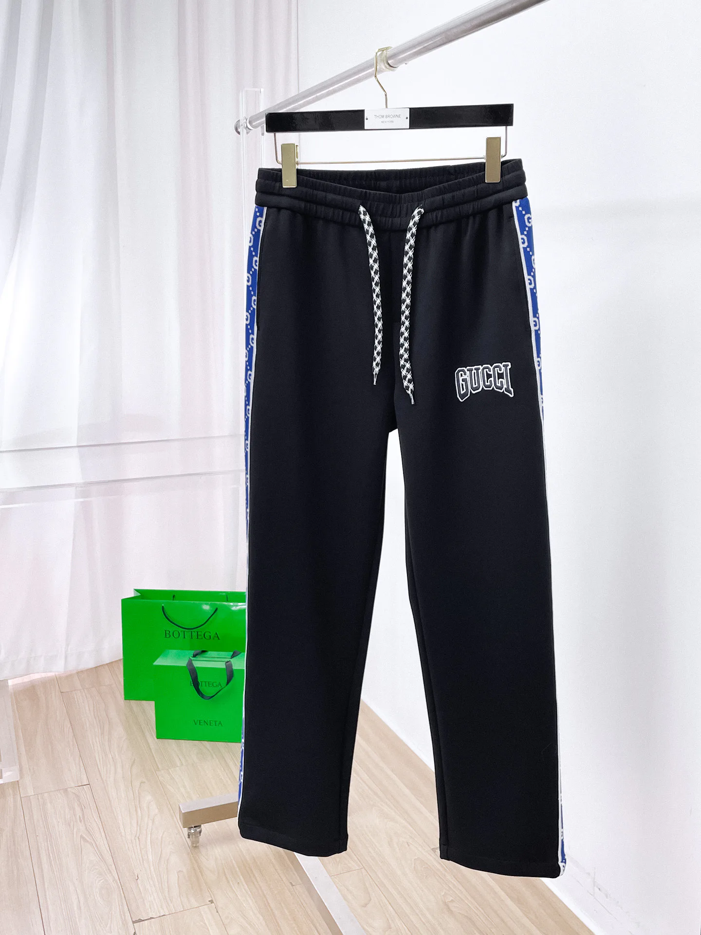 Men's Trousers GUCCI 18399321
