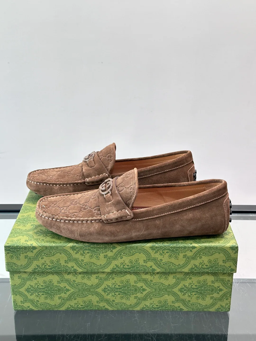 Men's Loafers And Dress Shoes GUCCI 17588564