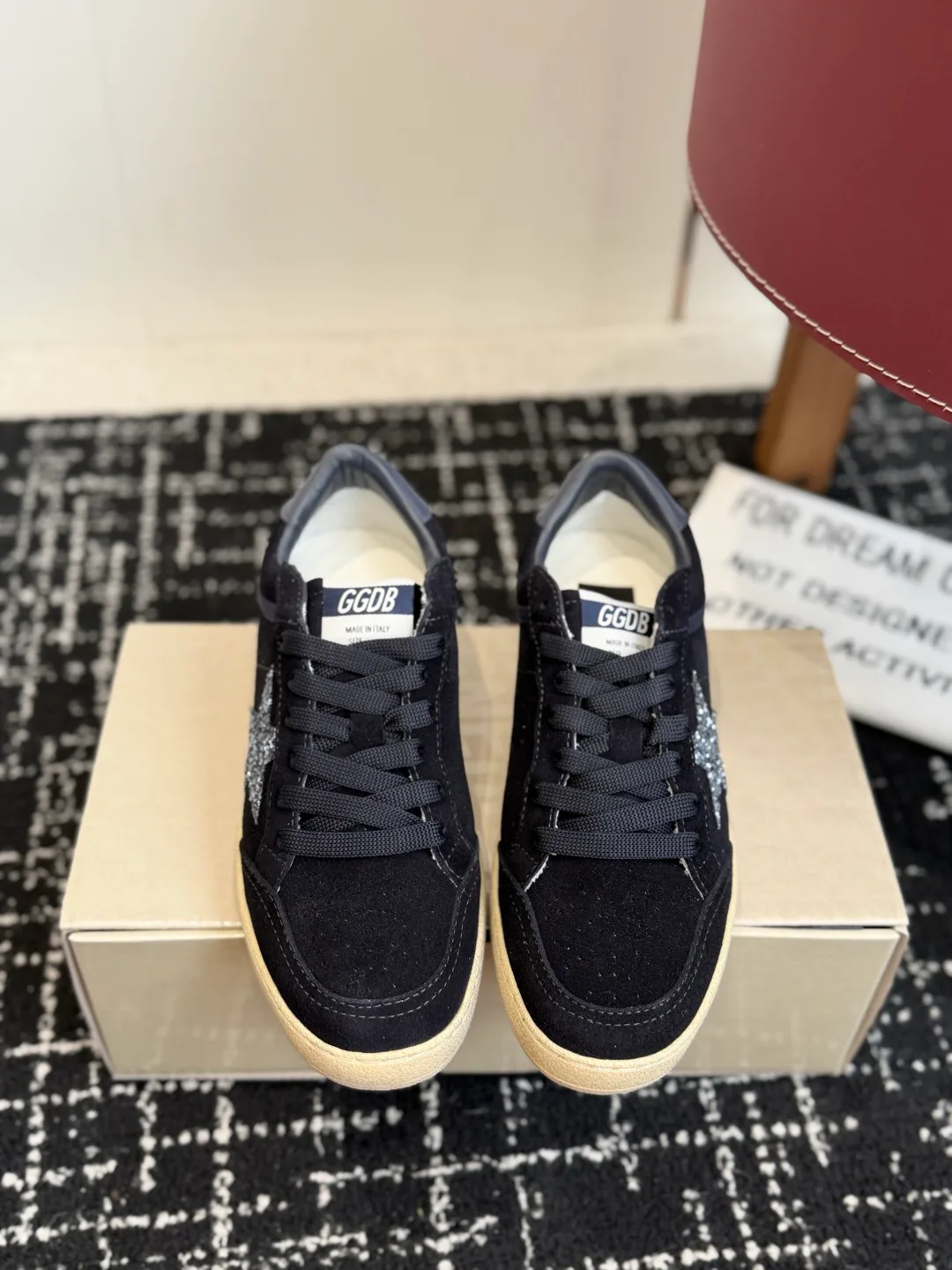 Women's Sneakers GOLDEN GOOSE 18305928