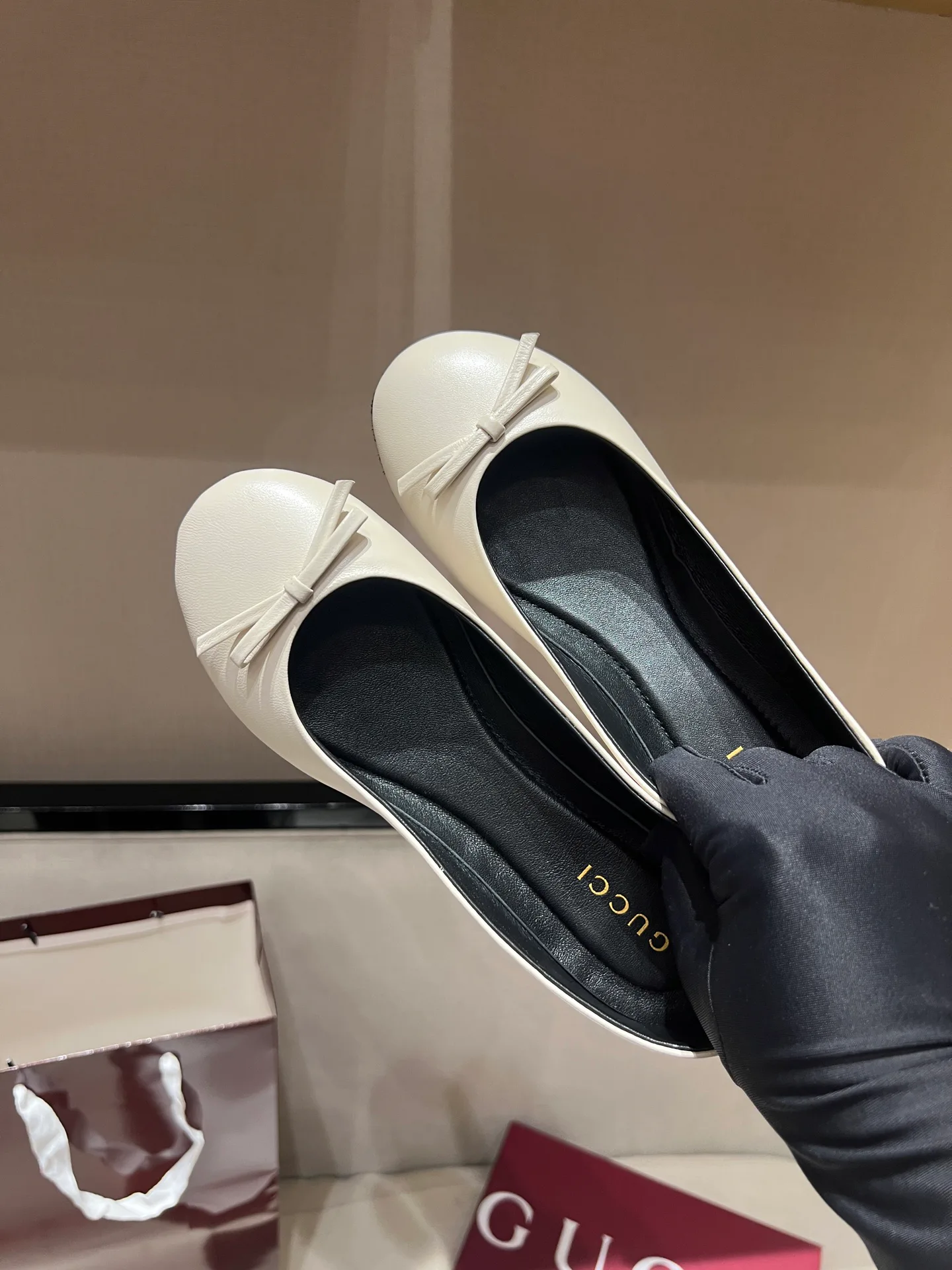 Women's Ballet Flats GUCCI 18020253