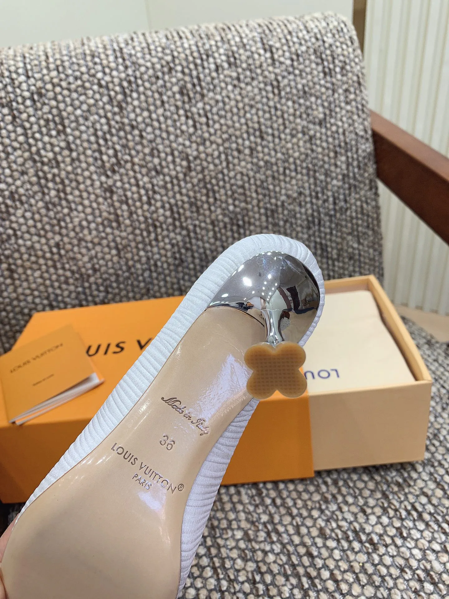 Women's Heels LOUIS VUITTON 18365655