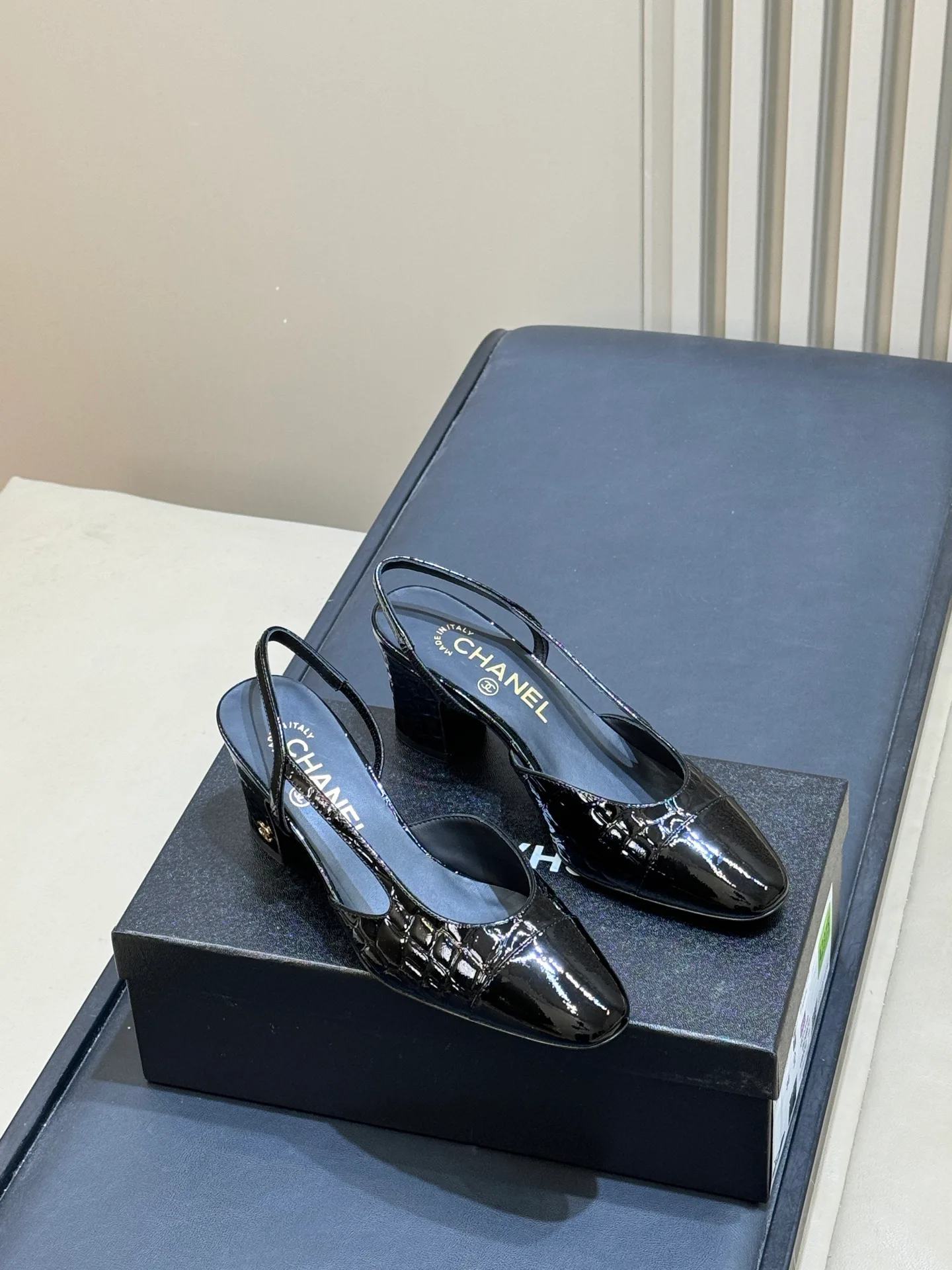 Women's Heels CHANEL 18073198