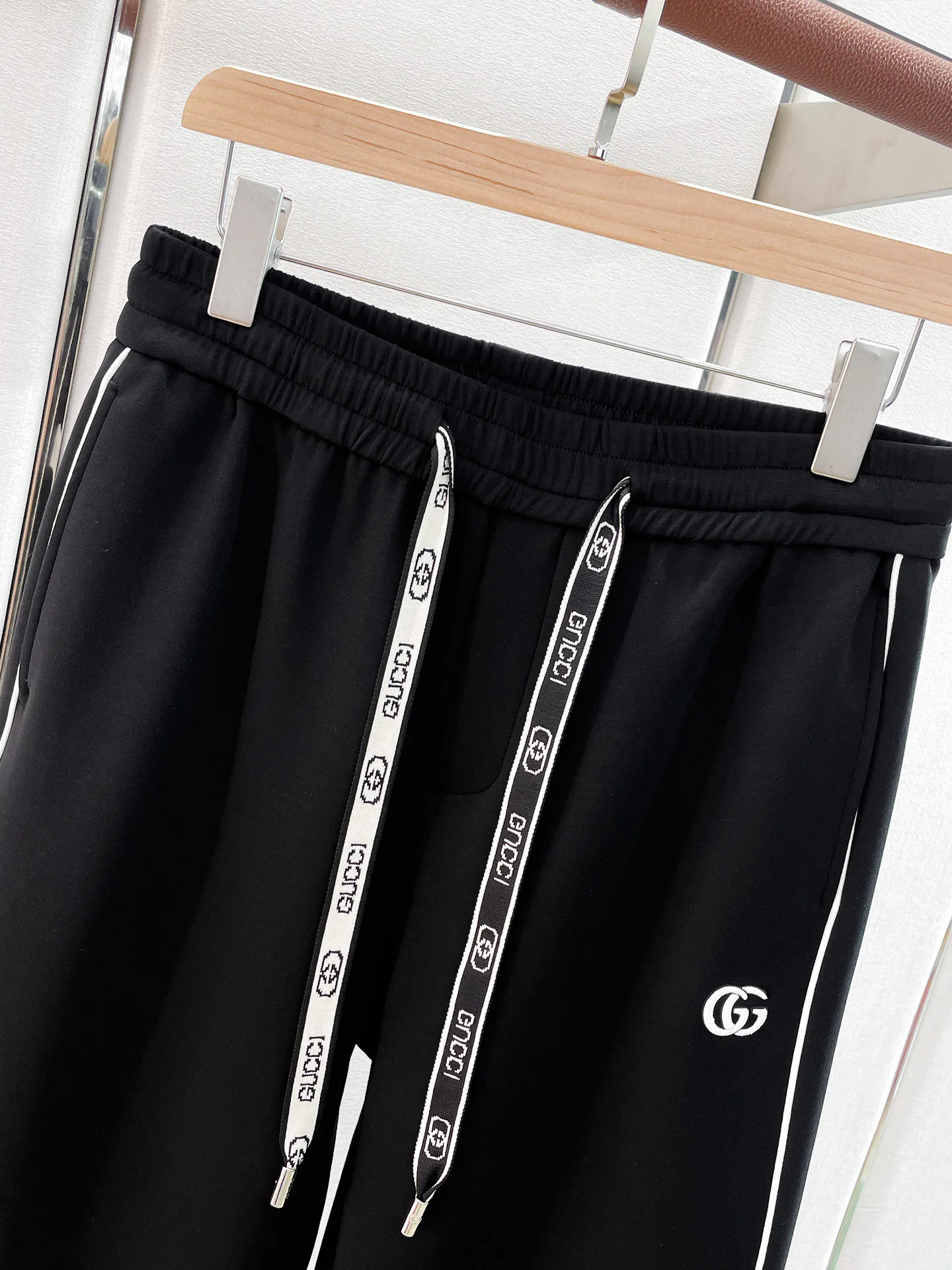 Men's Trousers GUCCI 18499601