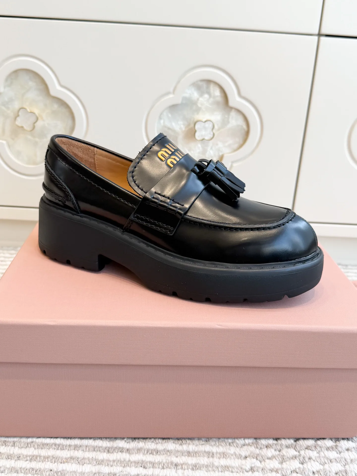 Women's Loafers And Moccasins MIU MIU 18261261