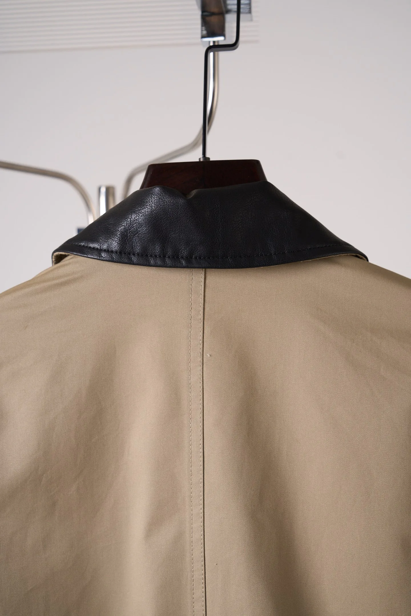 Men's Jackets And Down Jackets BURBERRY 18179295