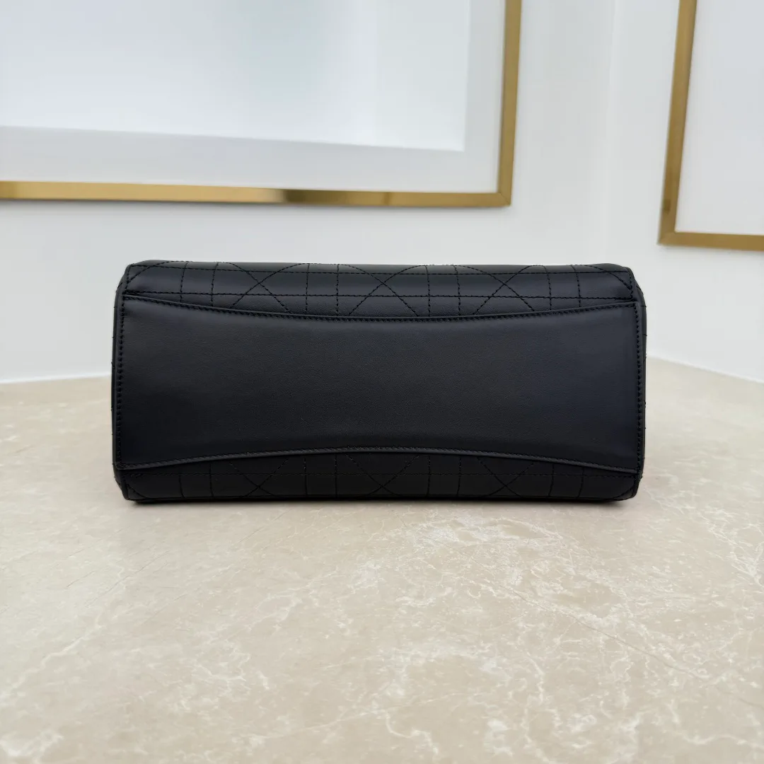 Women's Classic Handbags CHRISTIAN DIOR 18187821
