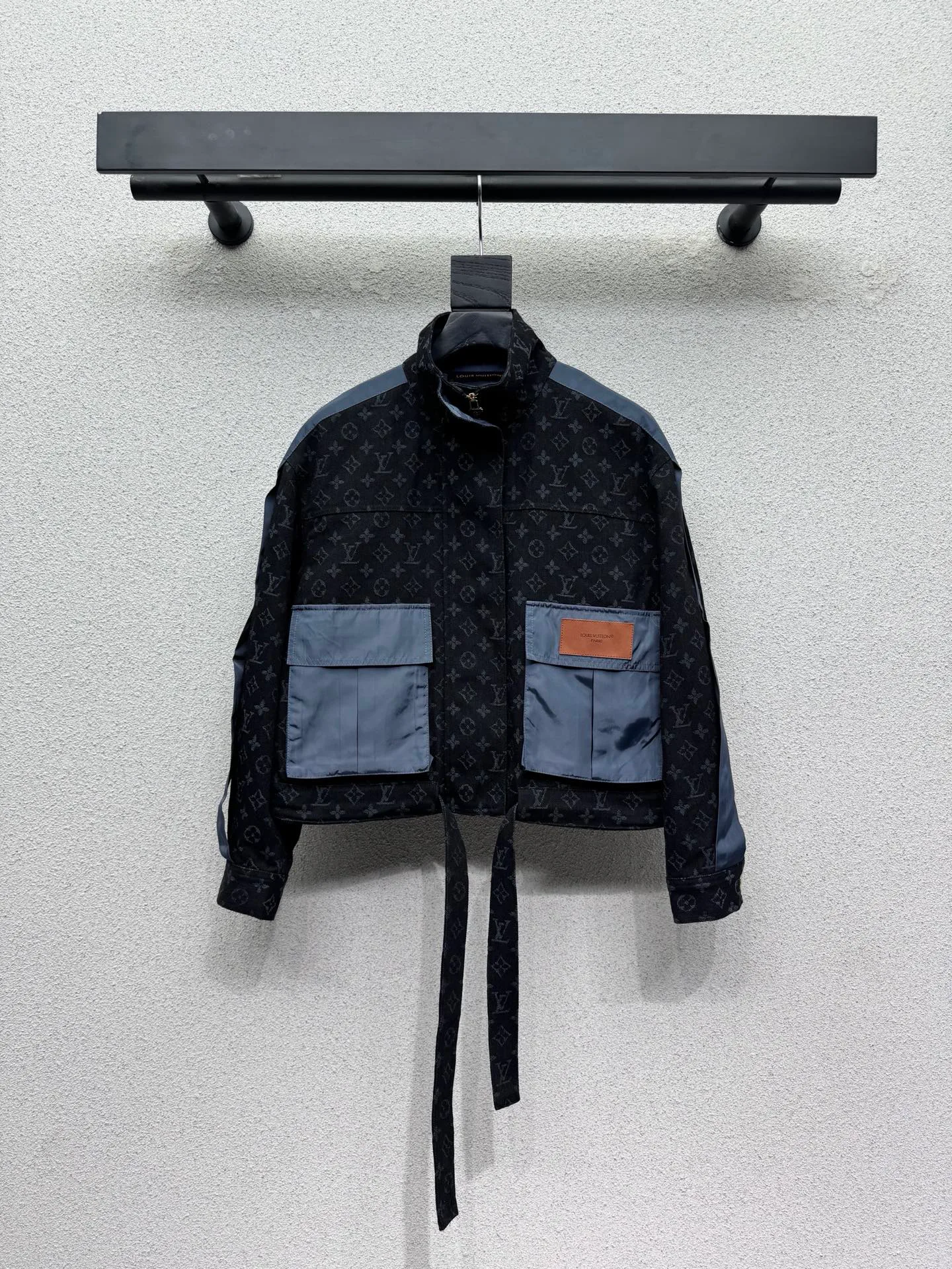 Women's Jackets And Down Jackets LOUIS VUITTON 18327884