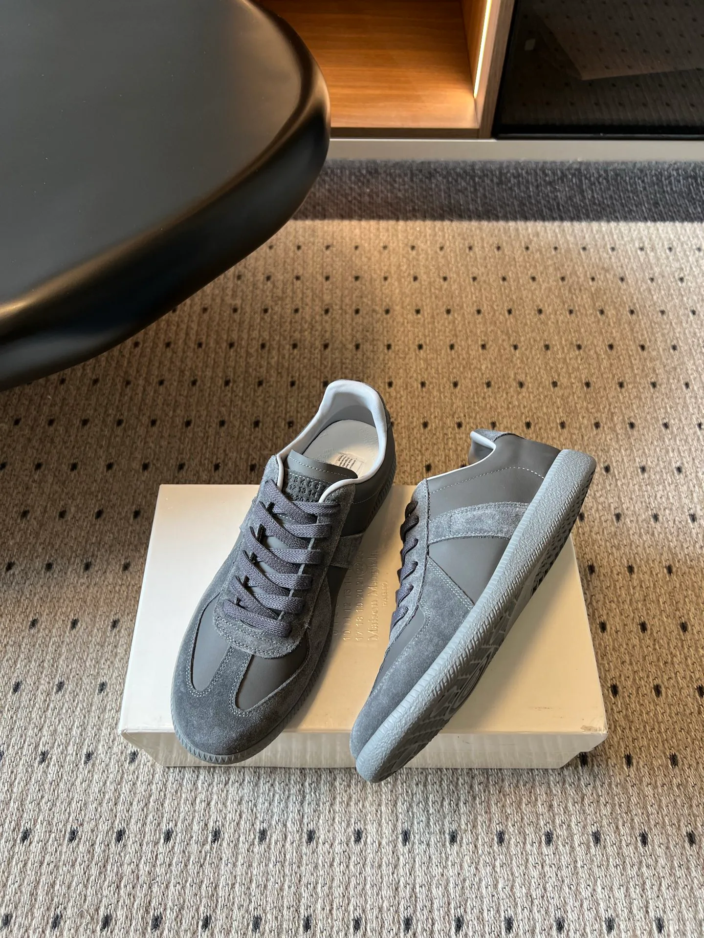 Women's Sneakers MAISON MARGIELA 17568920