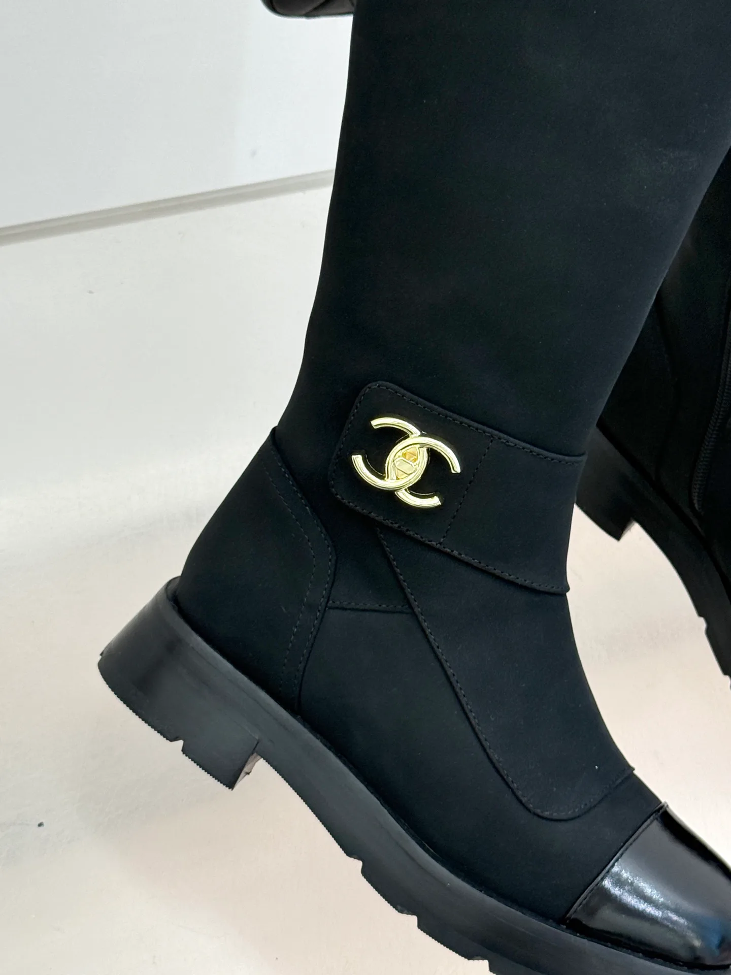 Women's Boots CHANEL 18436498