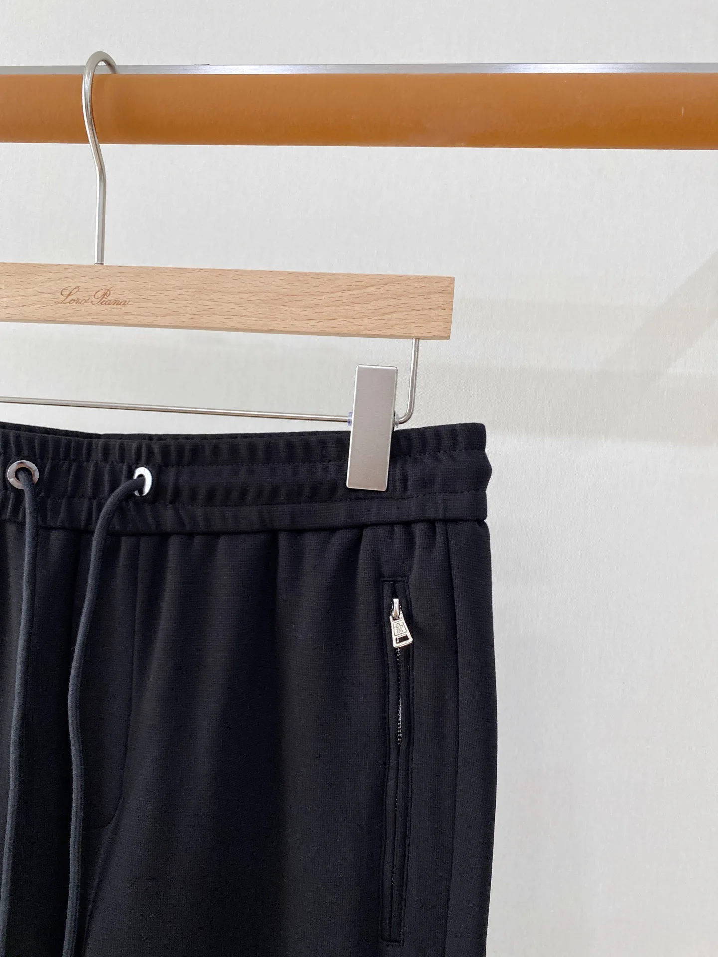 Men's Trousers MONCLER 17992944
